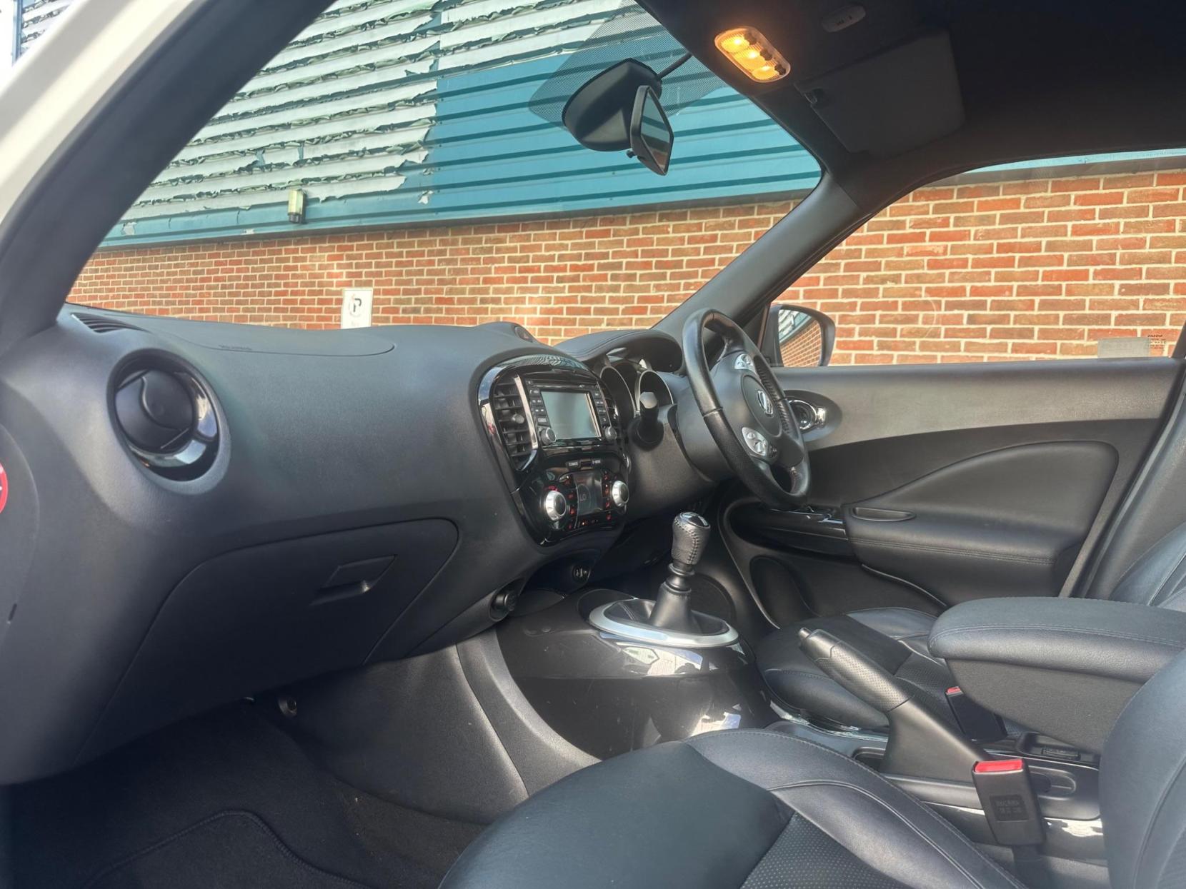 Nissan Juke 1.2 DIG-T Tekna Euro 6 (s/s) 5dr