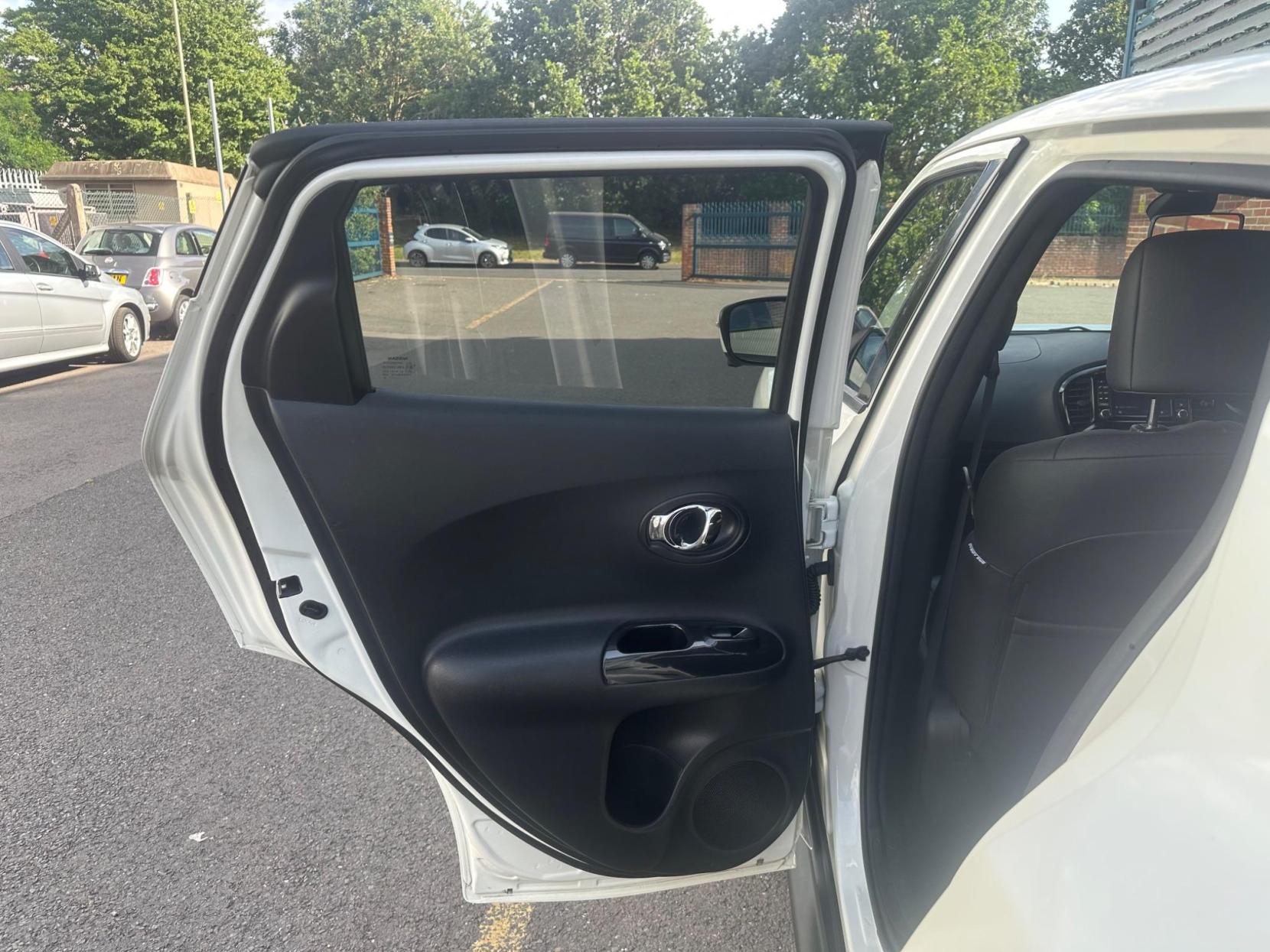 Nissan Juke 1.2 DIG-T Tekna Euro 6 (s/s) 5dr