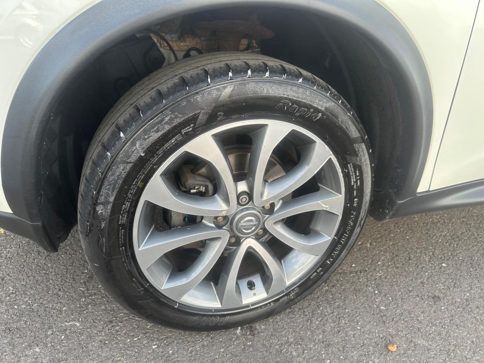 Nissan Juke 1.2 DIG-T Tekna Euro 6 (s/s) 5dr