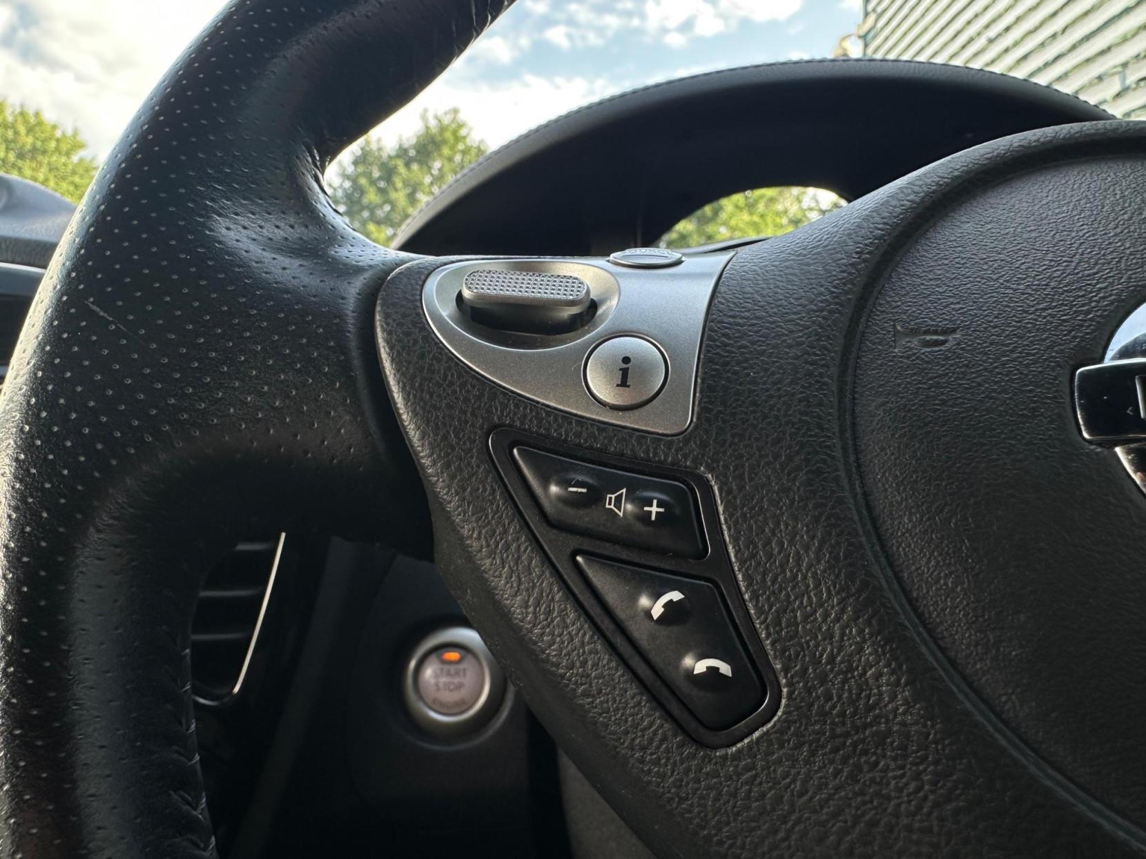 Nissan Juke 1.2 DIG-T Tekna Euro 6 (s/s) 5dr