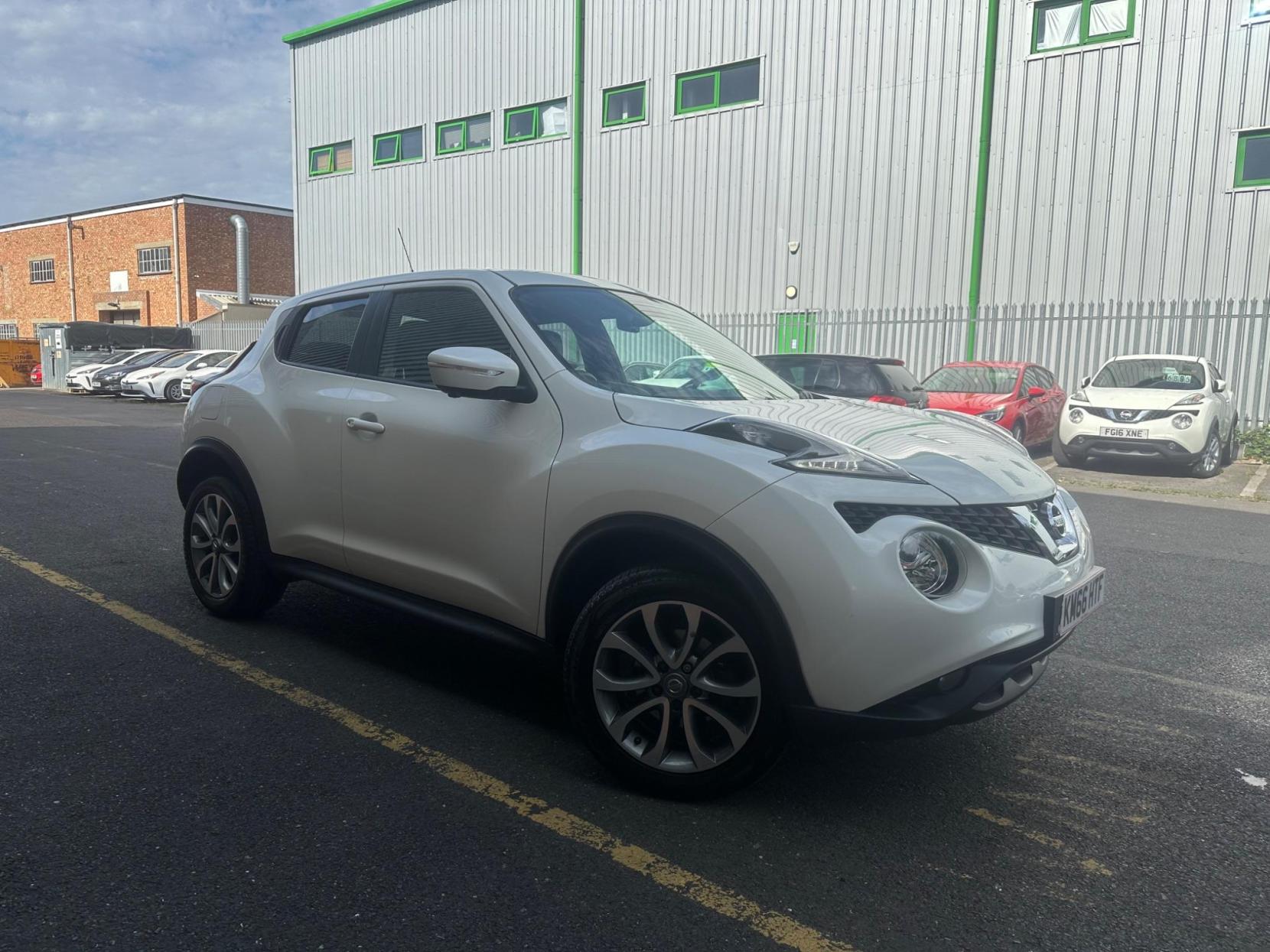 Nissan Juke 1.2 DIG-T Tekna Euro 6 (s/s) 5dr