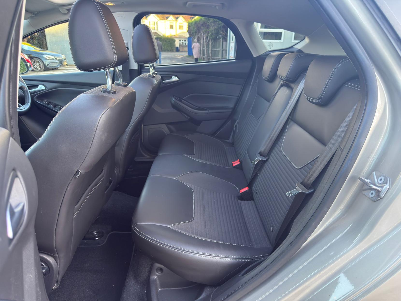 Ford Focus 1.0T EcoBoost Titanium X Hatchback 5dr Petrol Manual Euro 6 (s/s) (125 ps)