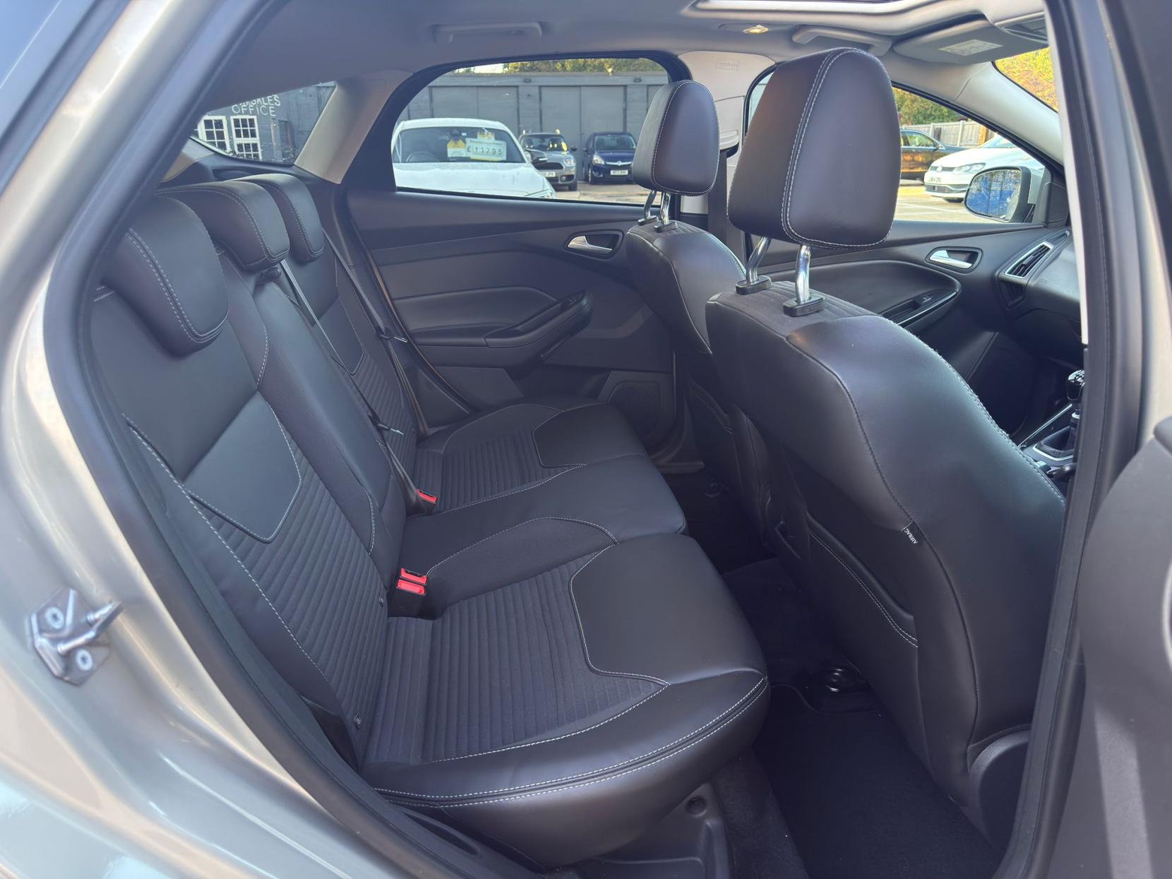 Ford Focus 1.0T EcoBoost Titanium X Hatchback 5dr Petrol Manual Euro 6 (s/s) (125 ps)