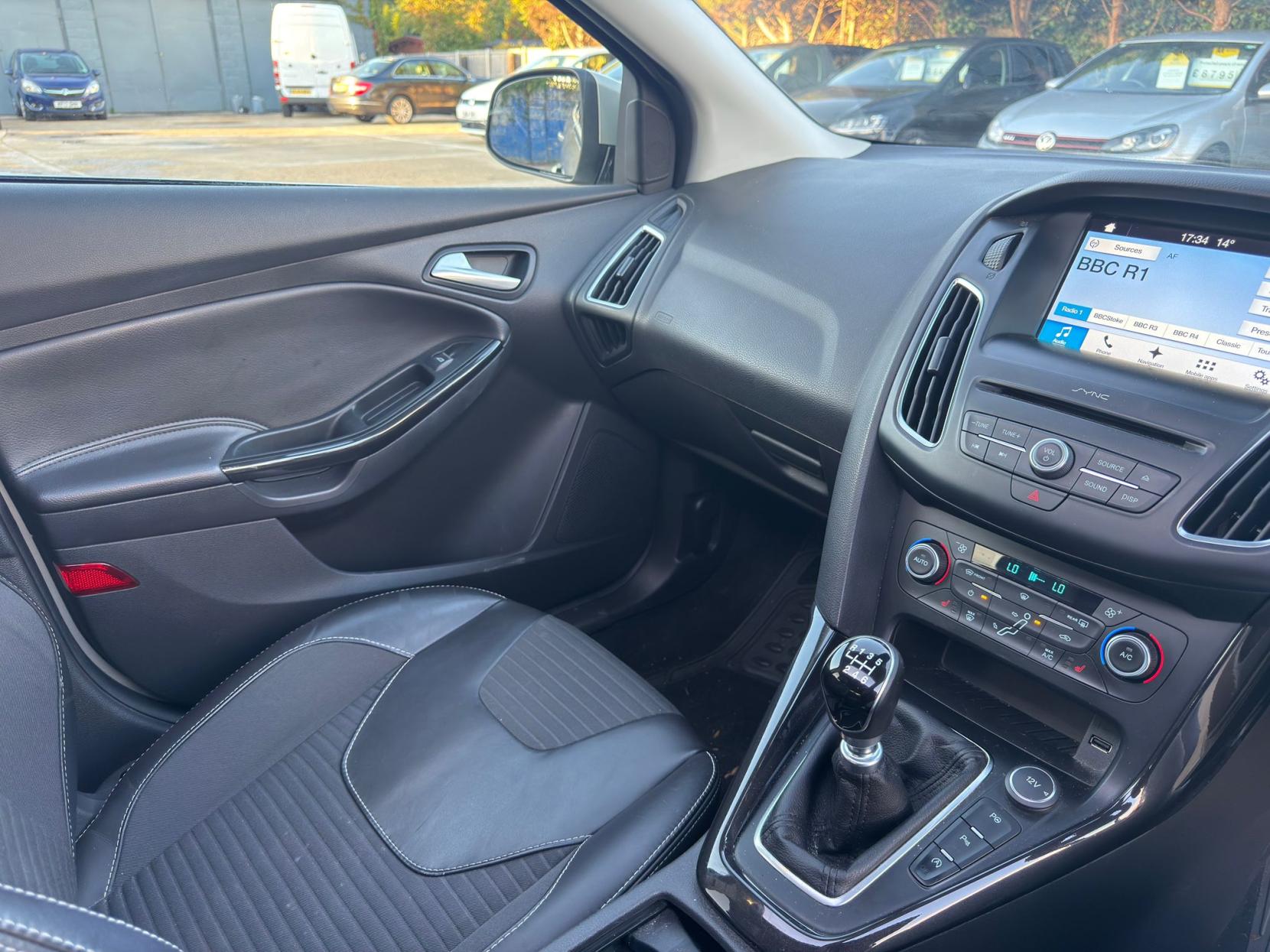 Ford Focus 1.0T EcoBoost Titanium X Hatchback 5dr Petrol Manual Euro 6 (s/s) (125 ps)