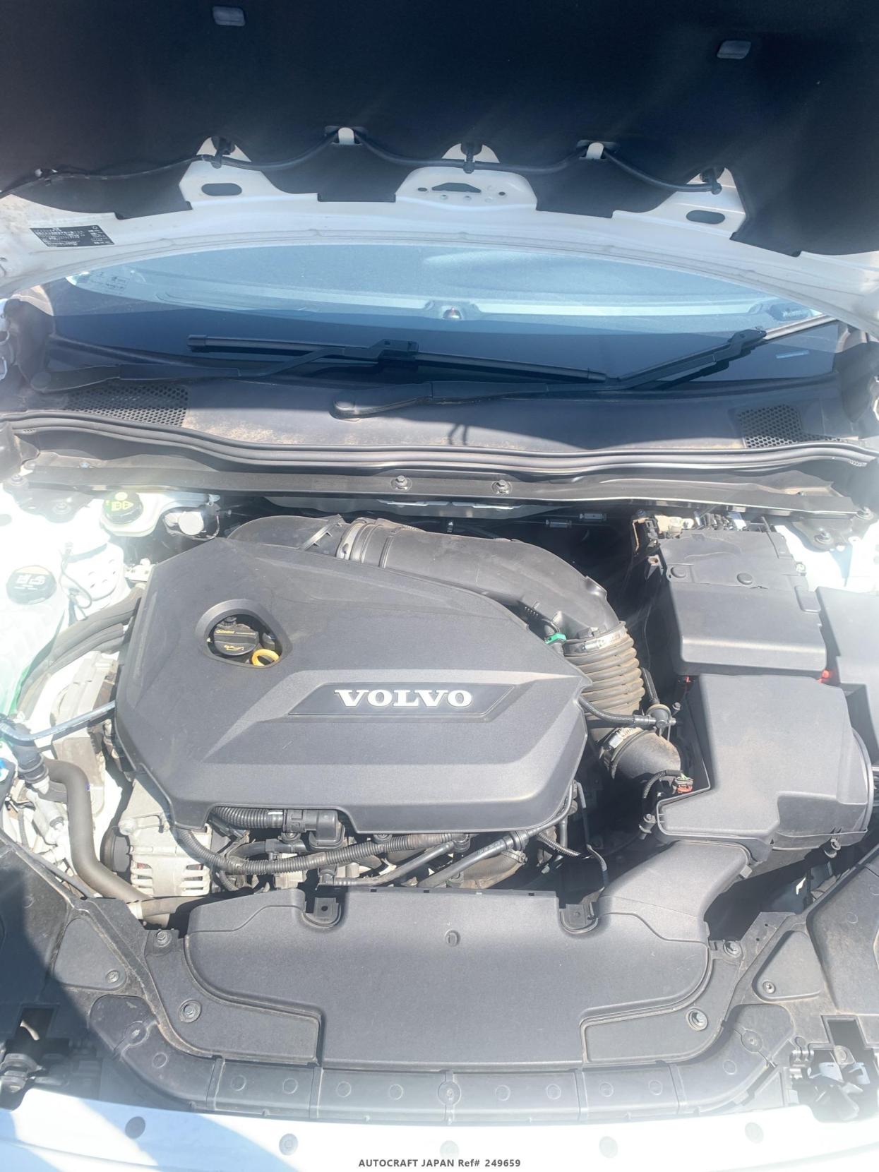 Volvo V40 1.6 T4 SE Hatchback 5dr Petrol Powershift Euro 5 (s/s) (180 ps)