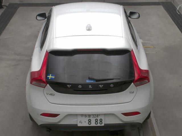 Volvo V40 1.6 T4 SE Hatchback 5dr Petrol Powershift Euro 5 (s/s) (180 ps)