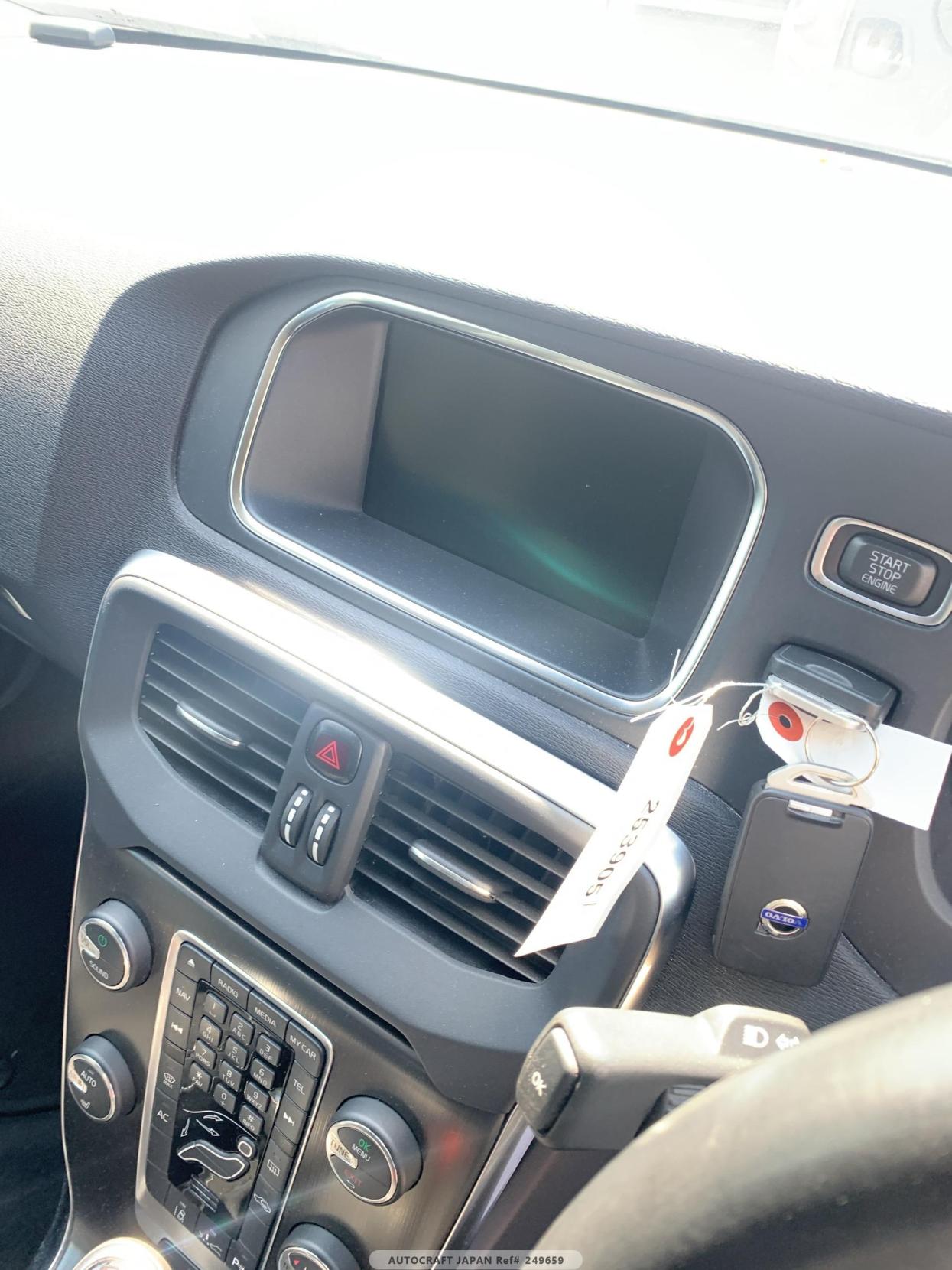 Volvo V40 1.6 T4 SE Hatchback 5dr Petrol Powershift Euro 5 (s/s) (180 ps)