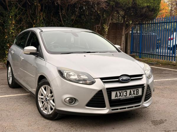 Ford Focus 1.0T EcoBoost Titanium Hatchback 5dr Petrol Manual Euro 5 (s/s) (125 ps)