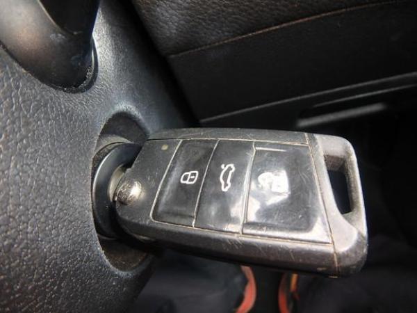 Volkswagen Golf 1.2 TSI BlueMotion Tech S Hatchback 5dr Petrol DSG Euro 5 (s/s) (105 ps)