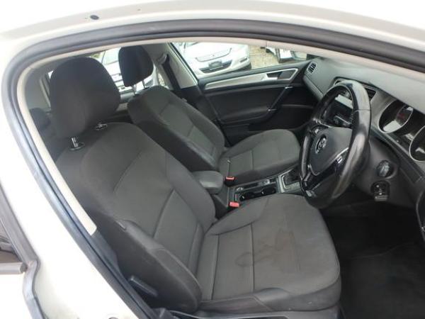 Volkswagen Golf 1.2 TSI BlueMotion Tech S Hatchback 5dr Petrol DSG Euro 5 (s/s) (105 ps)