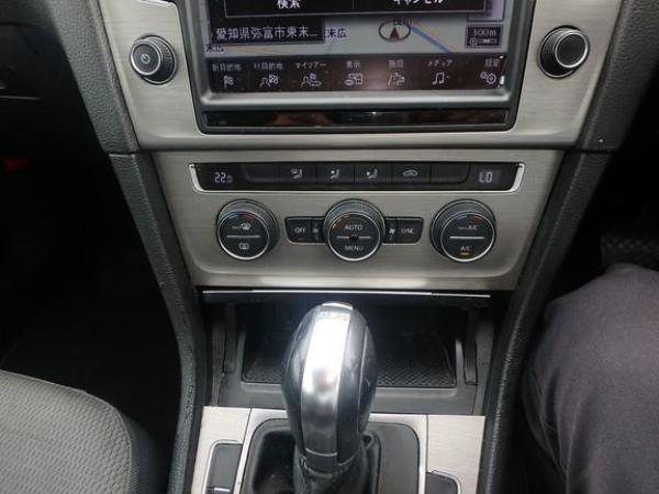 Volkswagen Golf 1.2 TSI BlueMotion Tech S Hatchback 5dr Petrol DSG Euro 5 (s/s) (105 ps)