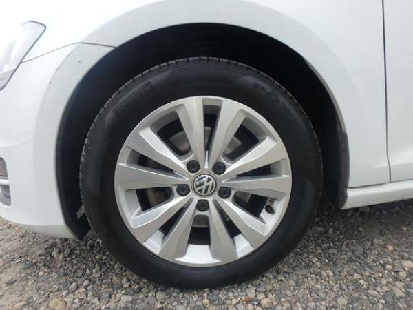 Volkswagen Golf 1.2 TSI BlueMotion Tech S Hatchback 5dr Petrol DSG Euro 5 (s/s) (105 ps)