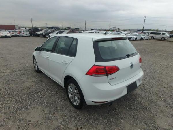 Volkswagen Golf 1.2 TSI BlueMotion Tech S Hatchback 5dr Petrol DSG Euro 5 (s/s) (105 ps)