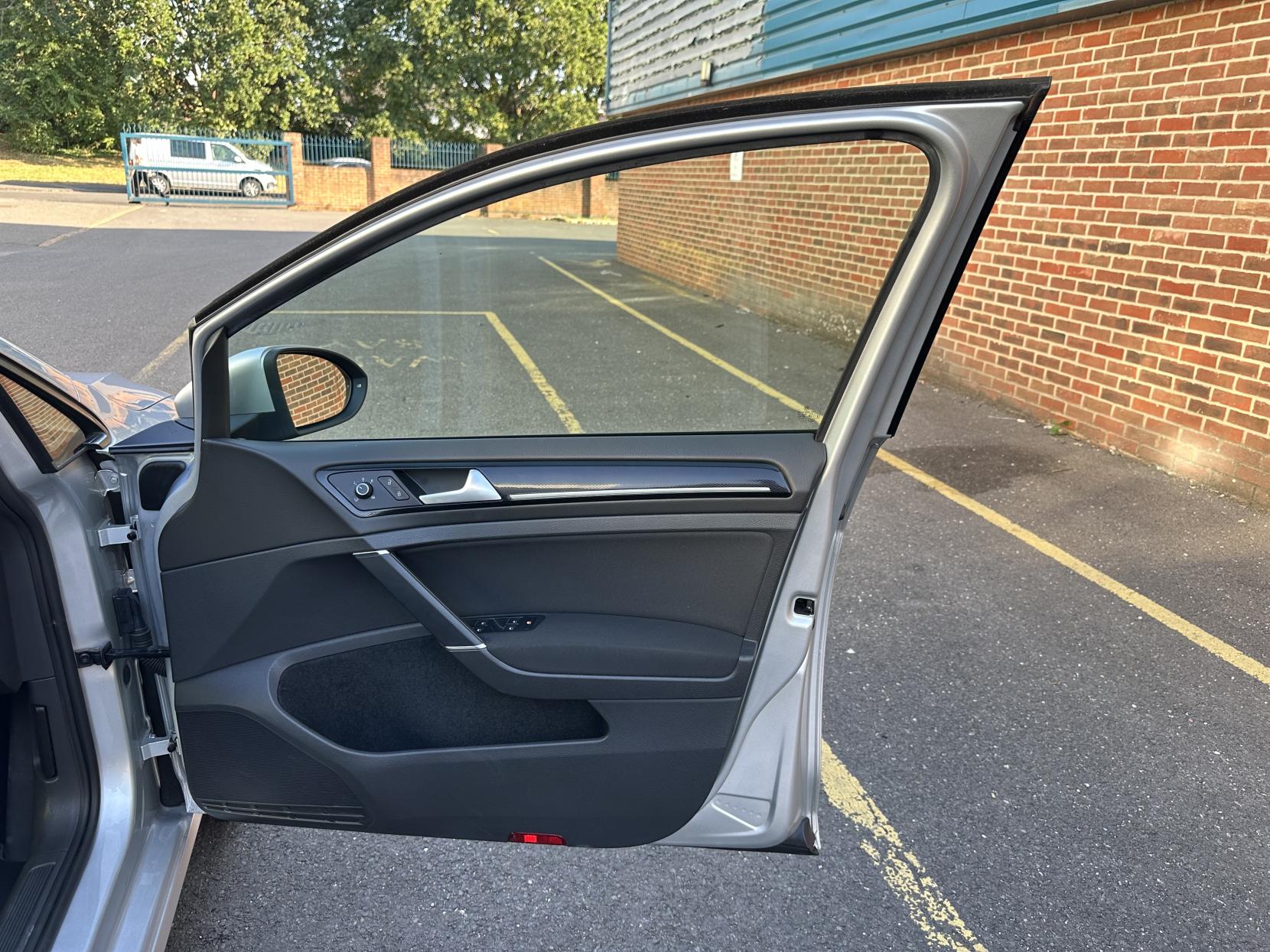 Volkswagen Golf 1.4 TSI BlueMotion Tech Match Edition Hatchback 5dr Petrol DSG Euro 6 (s/s) (125 ps)