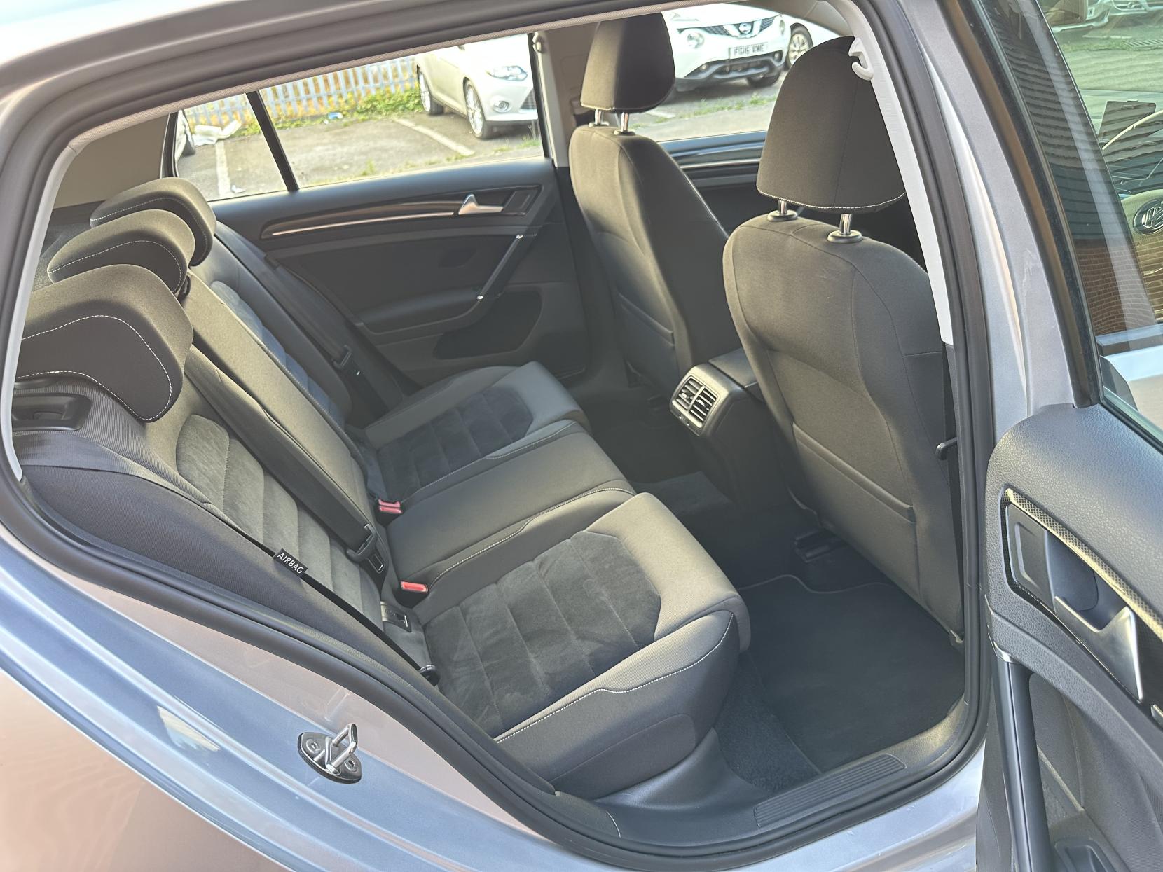 Volkswagen Golf 1.4 TSI BlueMotion Tech Match Edition Hatchback 5dr Petrol DSG Euro 6 (s/s) (125 ps)