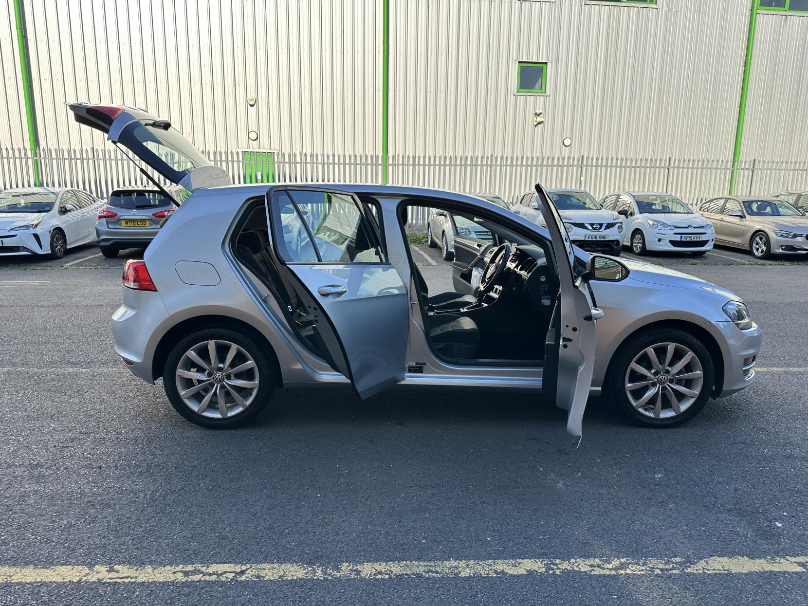 Volkswagen Golf 1.4 TSI BlueMotion Tech Match Edition Hatchback 5dr Petrol DSG Euro 6 (s/s) (125 ps)