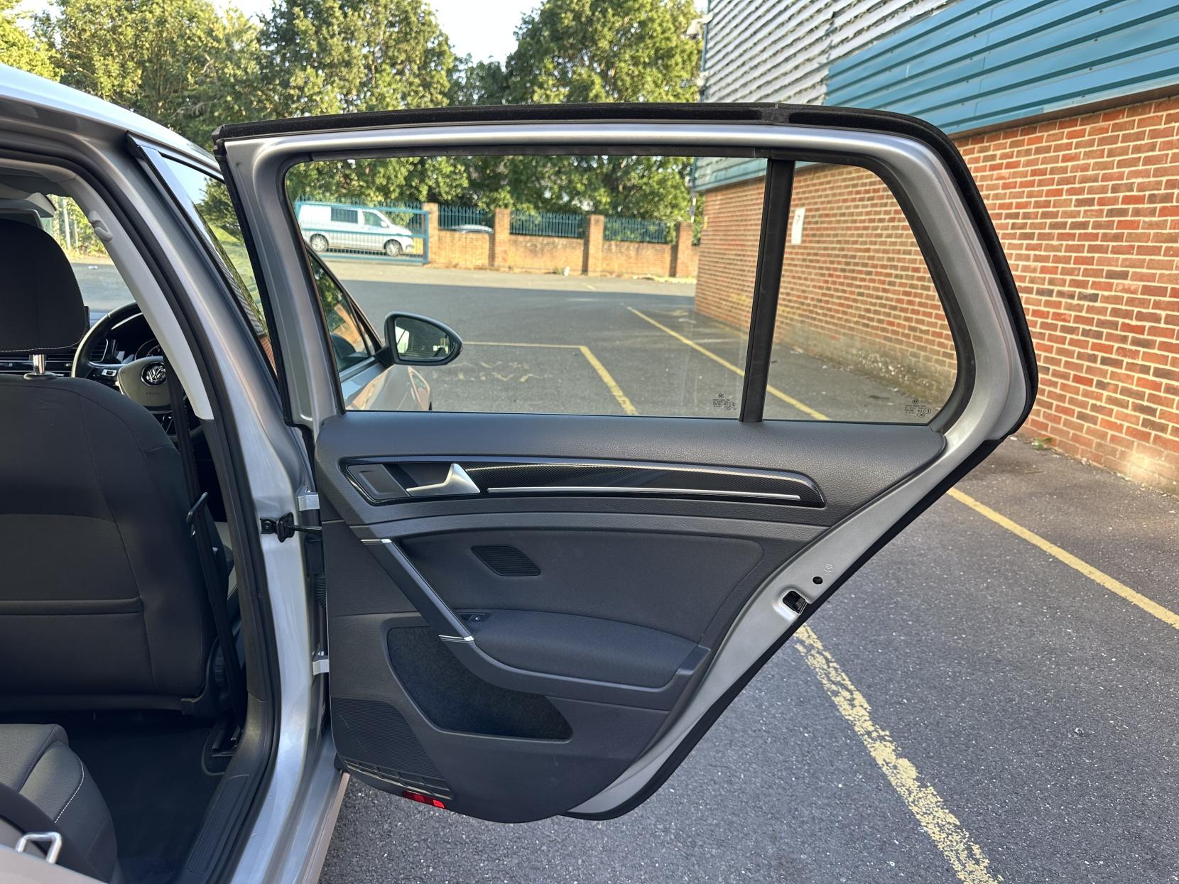 Volkswagen Golf 1.4 TSI BlueMotion Tech Match Edition Hatchback 5dr Petrol DSG Euro 6 (s/s) (125 ps)