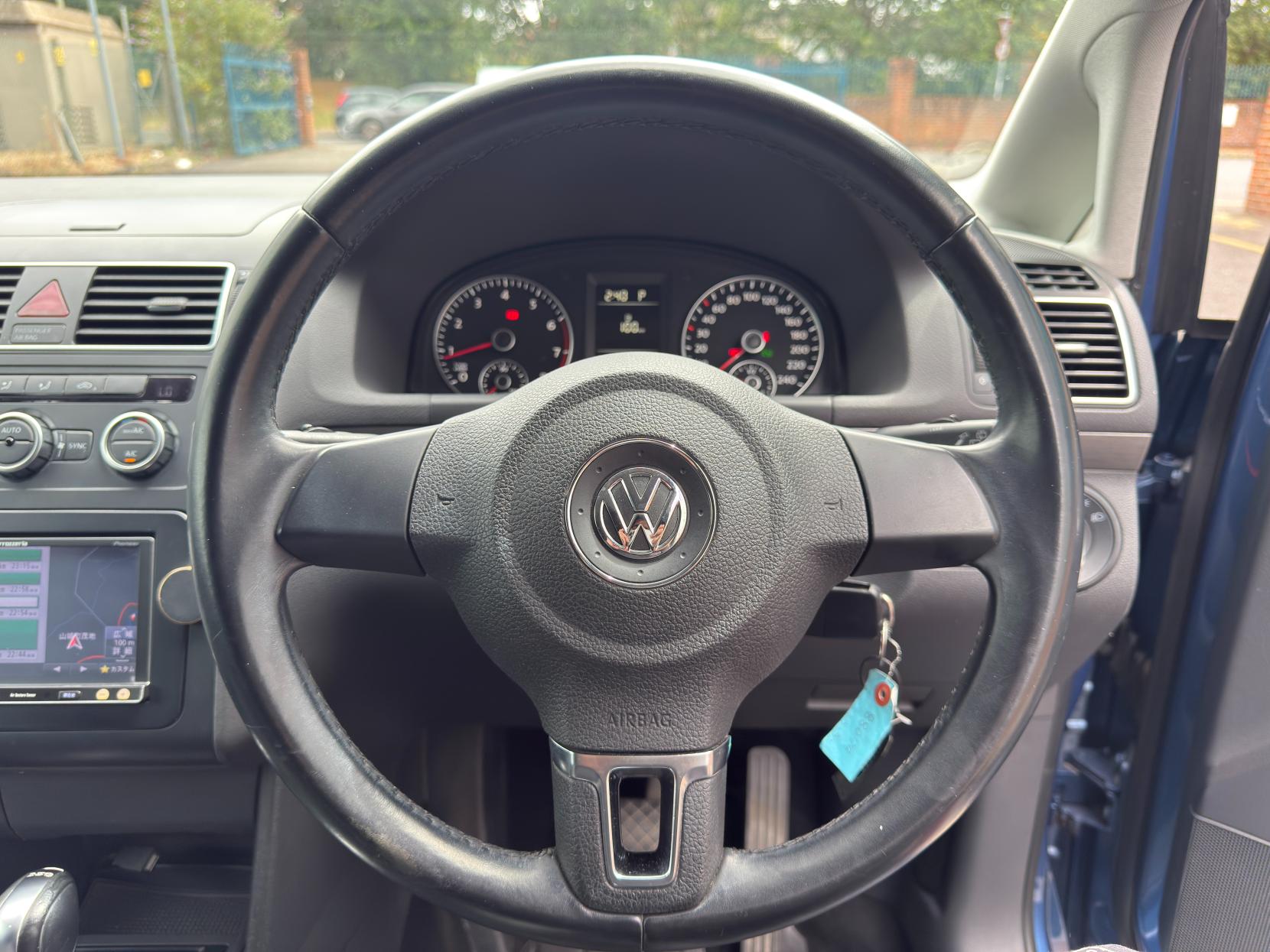 Volkswagen Touran 1.4 TSI SE MPV 5dr Petrol DSG Euro 5 (140 ps)