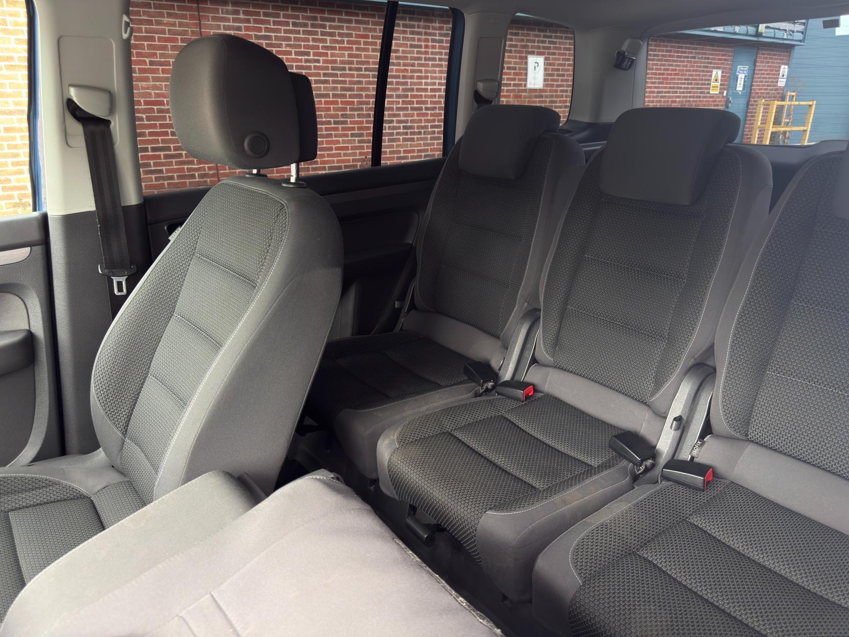 Volkswagen Touran 1.4 TSI SE MPV 5dr Petrol DSG Euro 5 (140 ps)