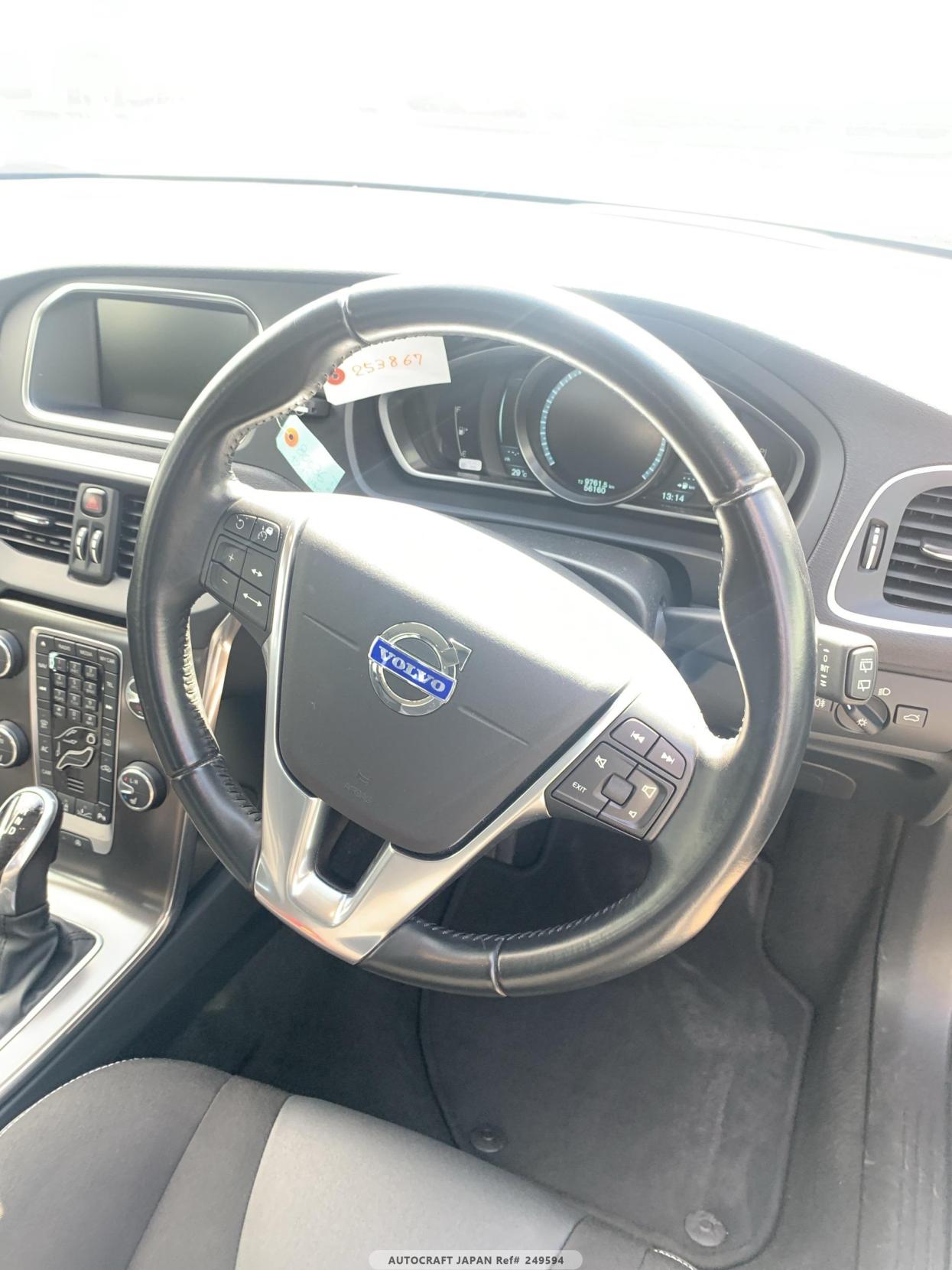 Volvo V40 1.6 T4 SE Hatchback 5dr Petrol Powershift Euro 5 (s/s) (180 ps)