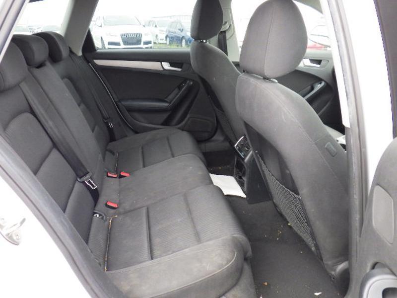 Audi A4 Avant 2.0 TFSI SE Estate 5dr Petrol S Tronic quattro Euro 5 (s/s) (211 ps)