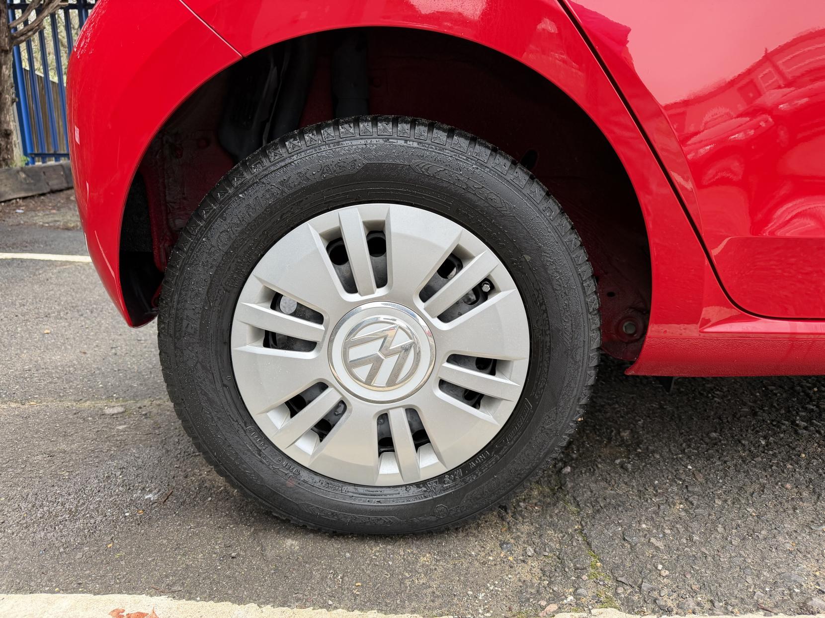 Volkswagen up! 1.0 High up! Hatchback 5dr Petrol ASG Euro 6 (75 ps)