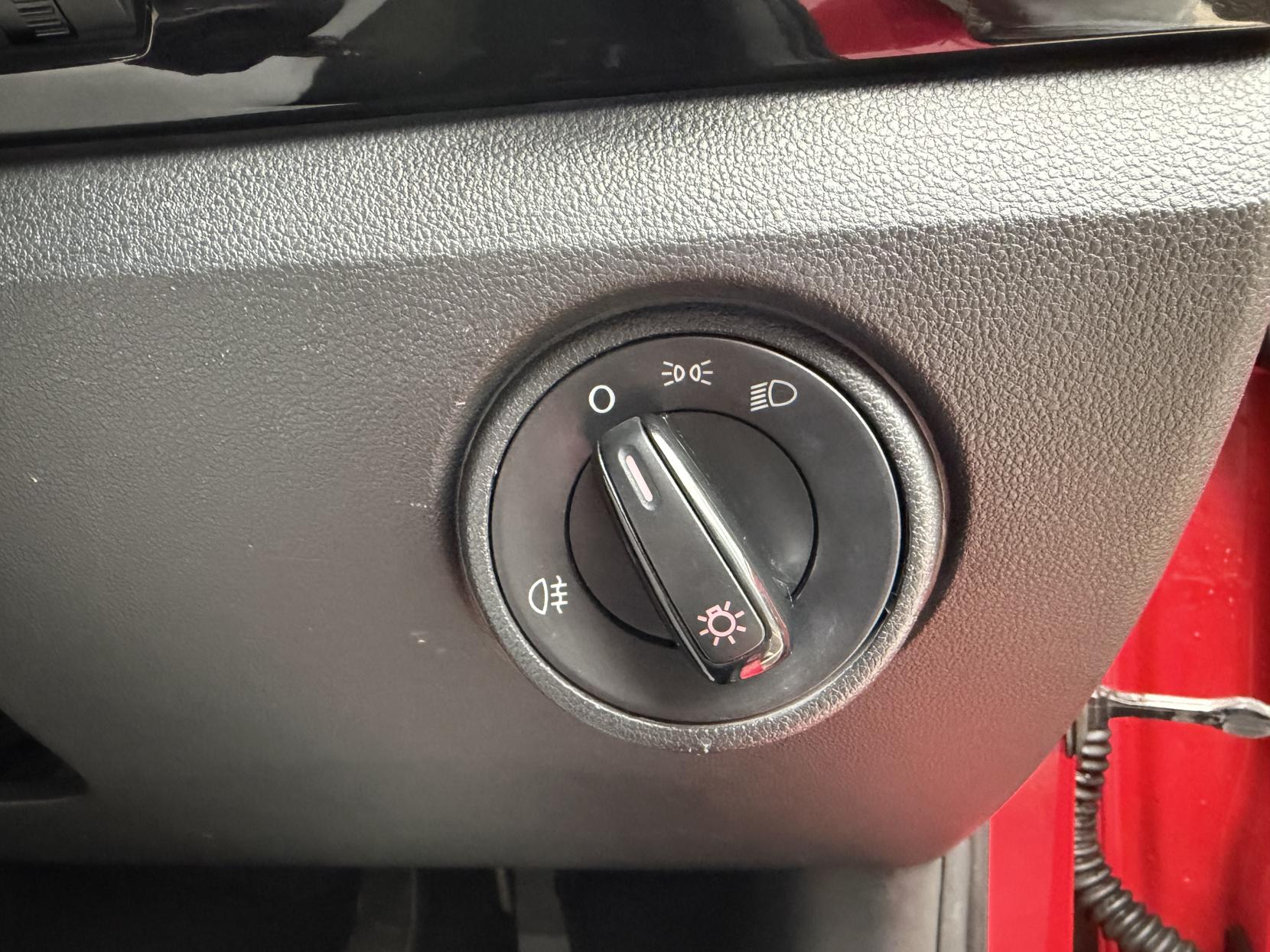 Volkswagen up! 1.0 High up! Hatchback 5dr Petrol ASG Euro 6 (75 ps)