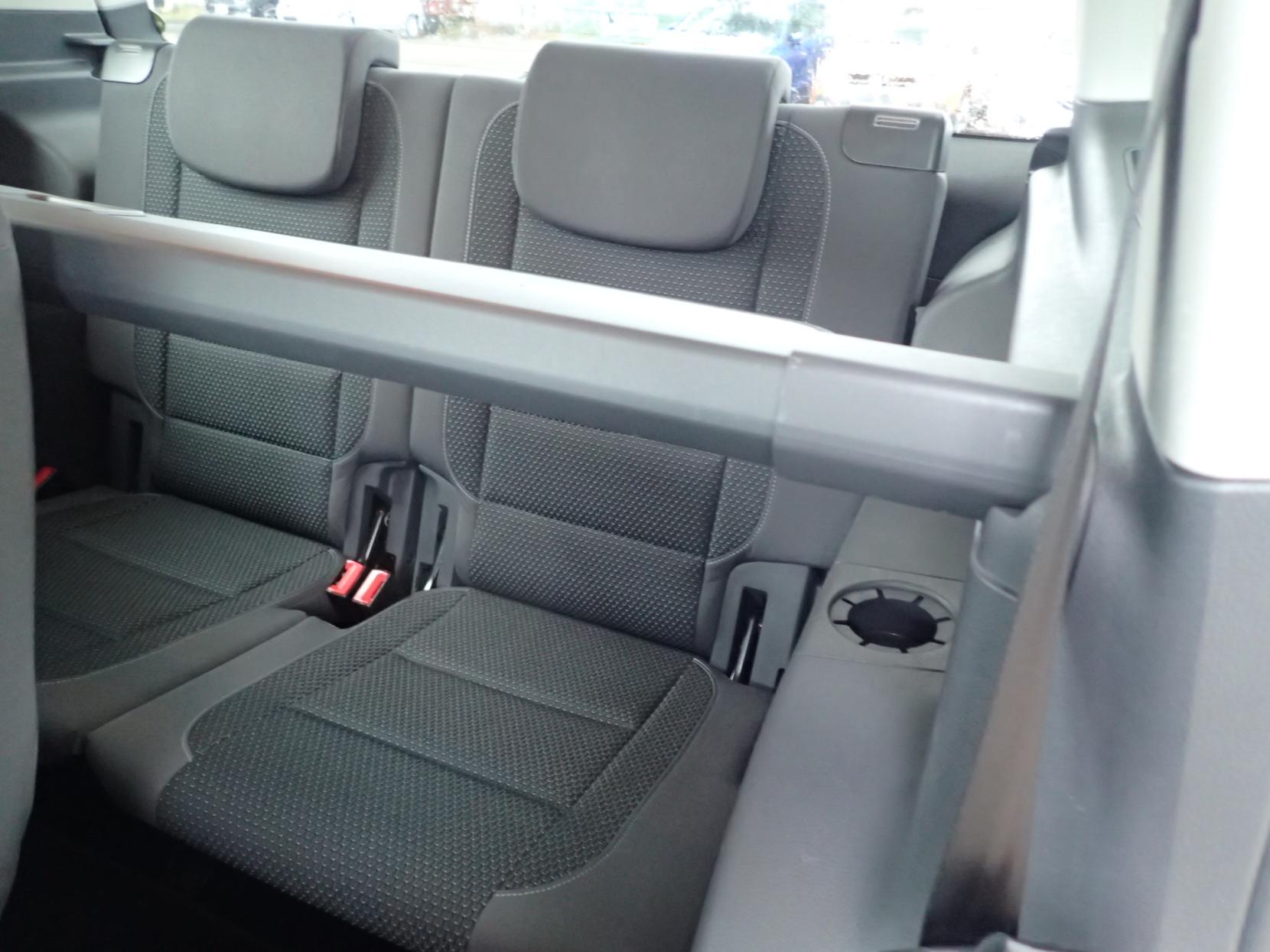 Volkswagen Touran 1.4 TSI SE MPV 5dr Petrol DSG Euro 5 (140 ps)