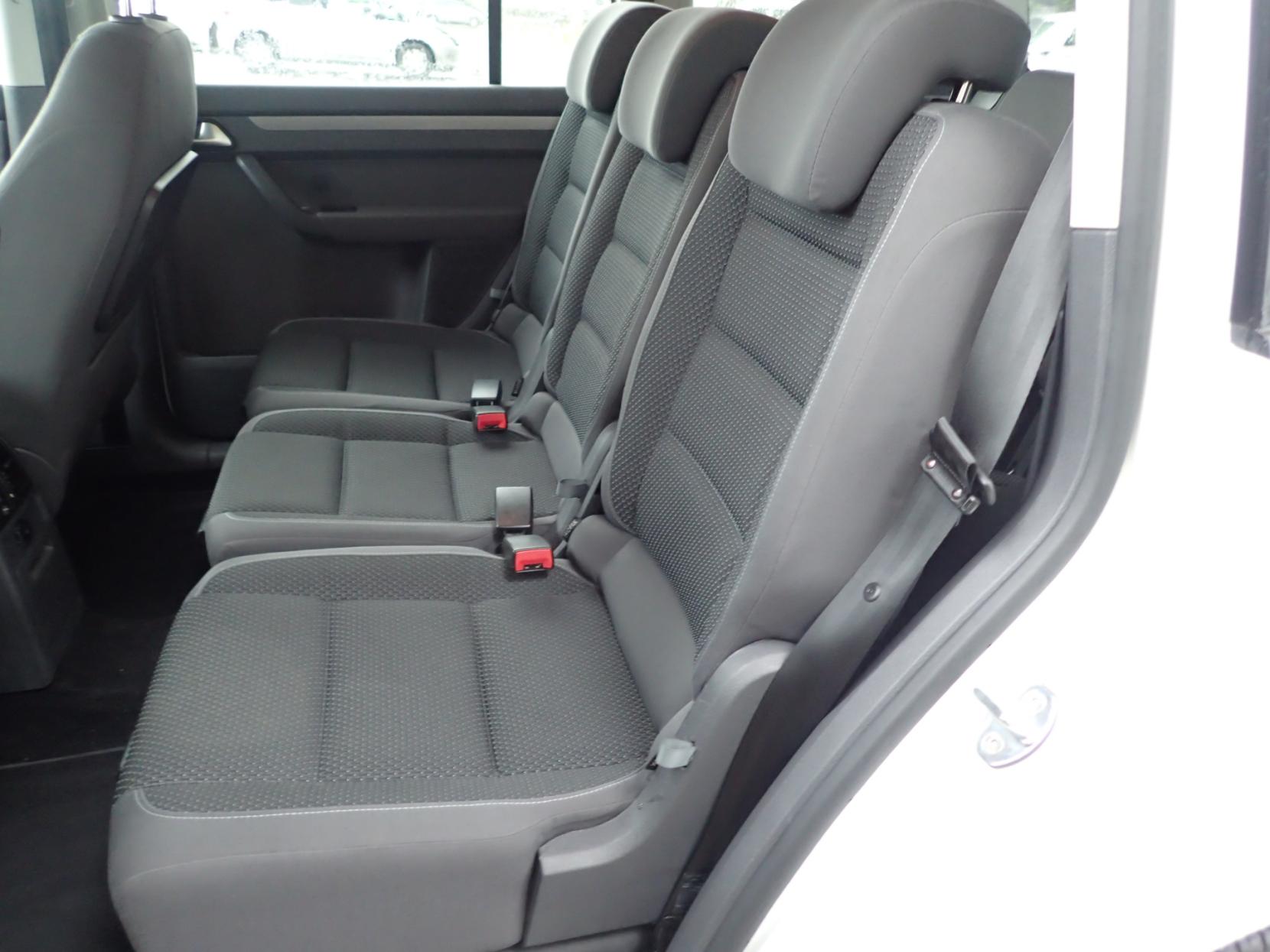 Volkswagen Touran 1.4 TSI SE MPV 5dr Petrol DSG Euro 5 (140 ps)