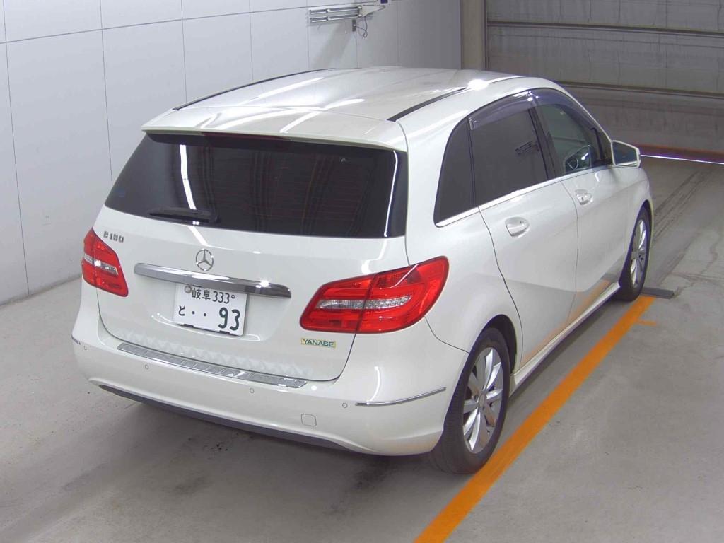 Mercedes-Benz B Class 1.6 B200 BlueEfficiency Sport MPV 5dr Petrol 7G-DCT Euro 5 (s/s) (156 ps)