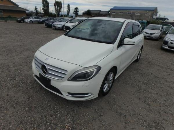 Mercedes-Benz B Class 1.6 B200 BlueEfficiency Sport MPV 5dr Petrol 7G-DCT Euro 5 (s/s) (156 ps)