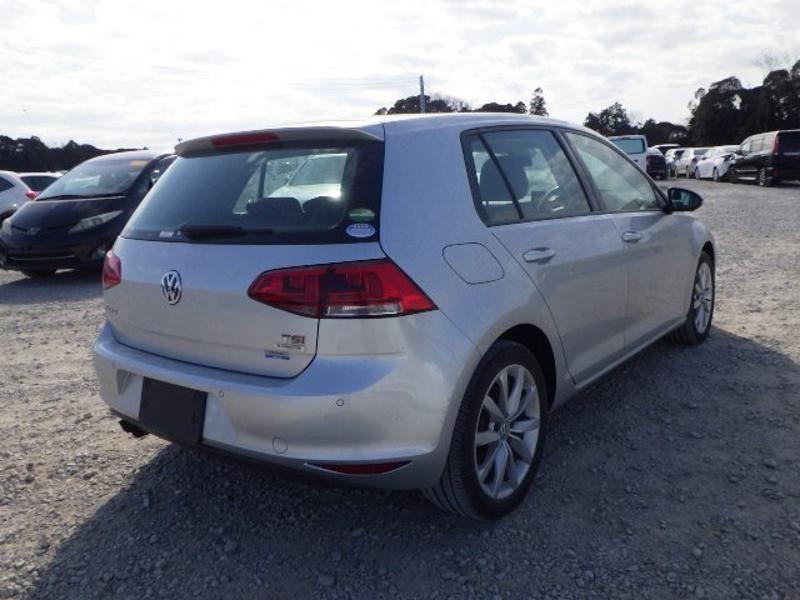 Volkswagen Golf 1.4 TSI BlueMotion Tech SE DSG Euro 5 (s/s) 5dr