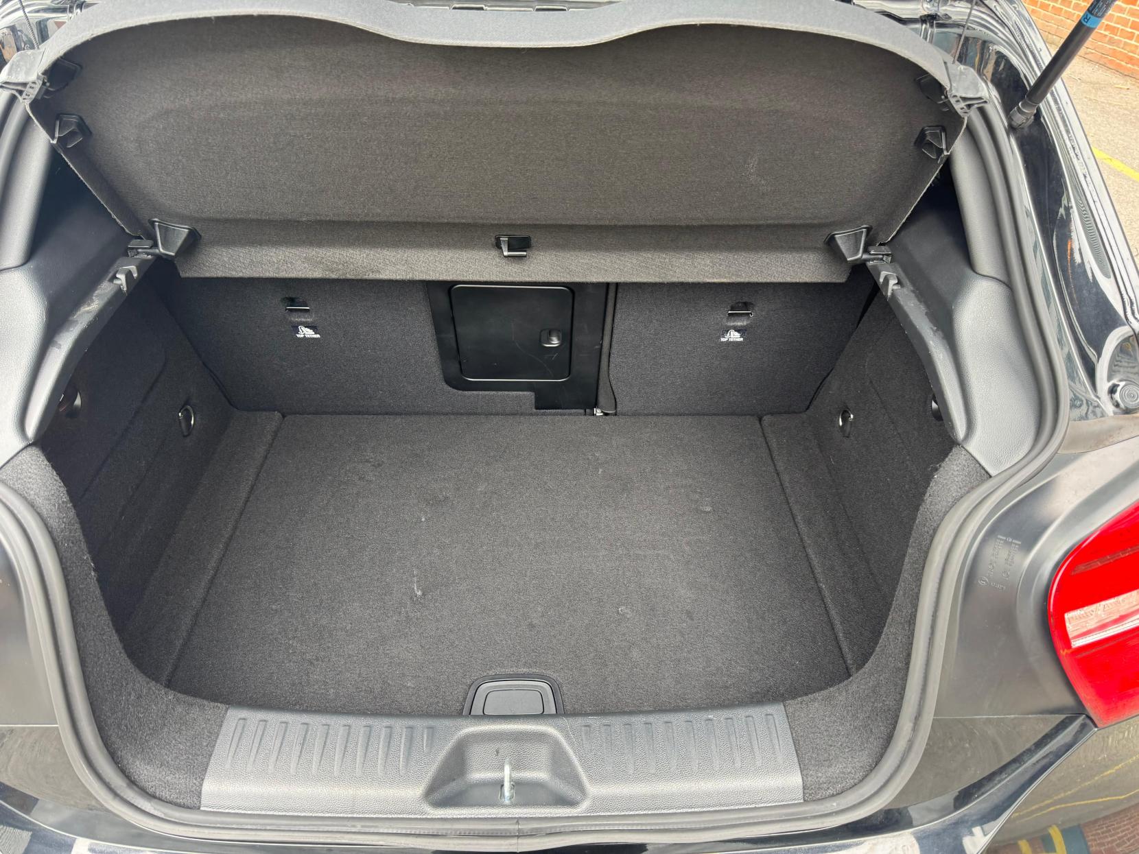 Mercedes-Benz A Class 1.6 A180 Sport Hatchback 5dr Petrol 7G-DCT Euro 6 (s/s) (122 ps)