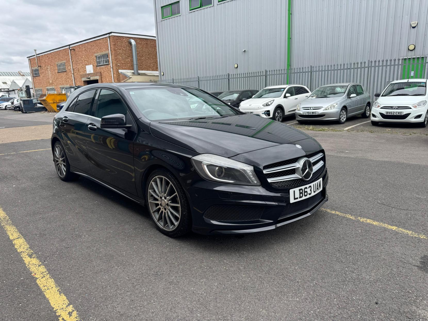 Mercedes-Benz A Class 1.6 A180 Sport Hatchback 5dr Petrol 7G-DCT Euro 6 (s/s) (122 ps)