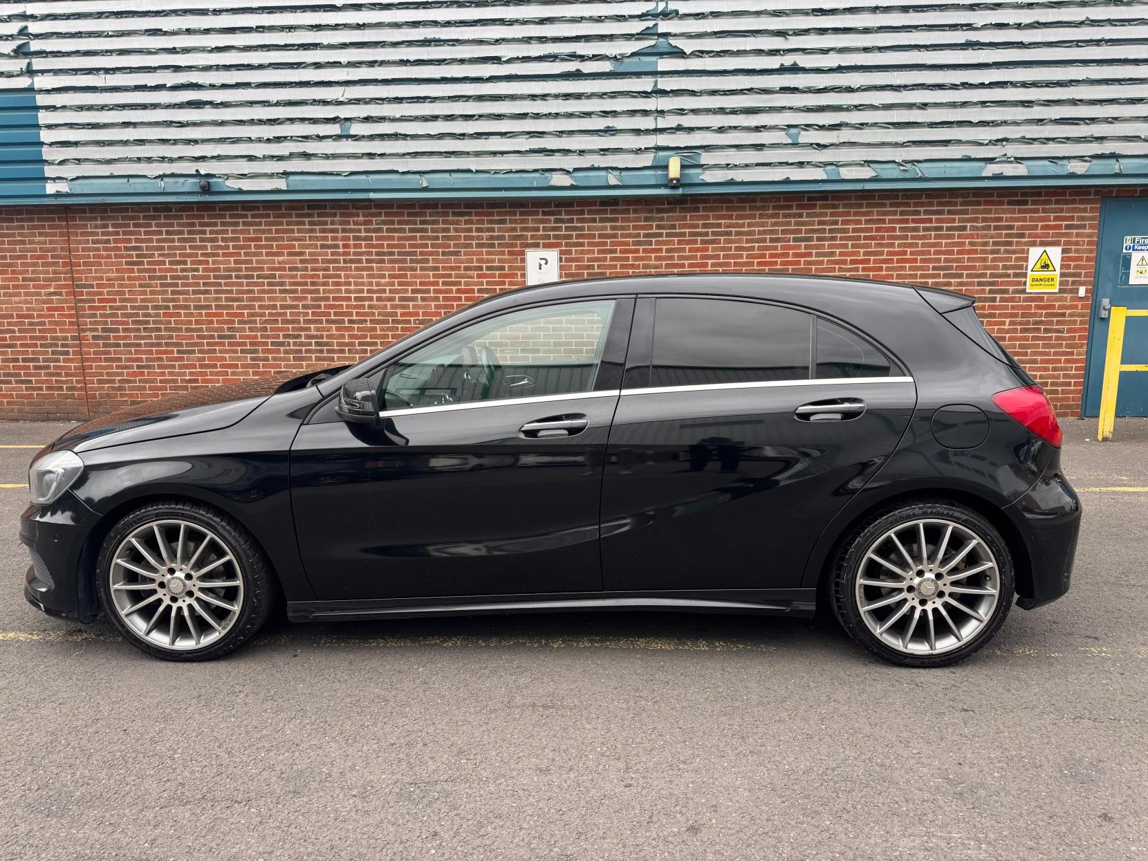 Mercedes-Benz A Class 1.6 A180 Sport Hatchback 5dr Petrol 7G-DCT Euro 6 (s/s) (122 ps)