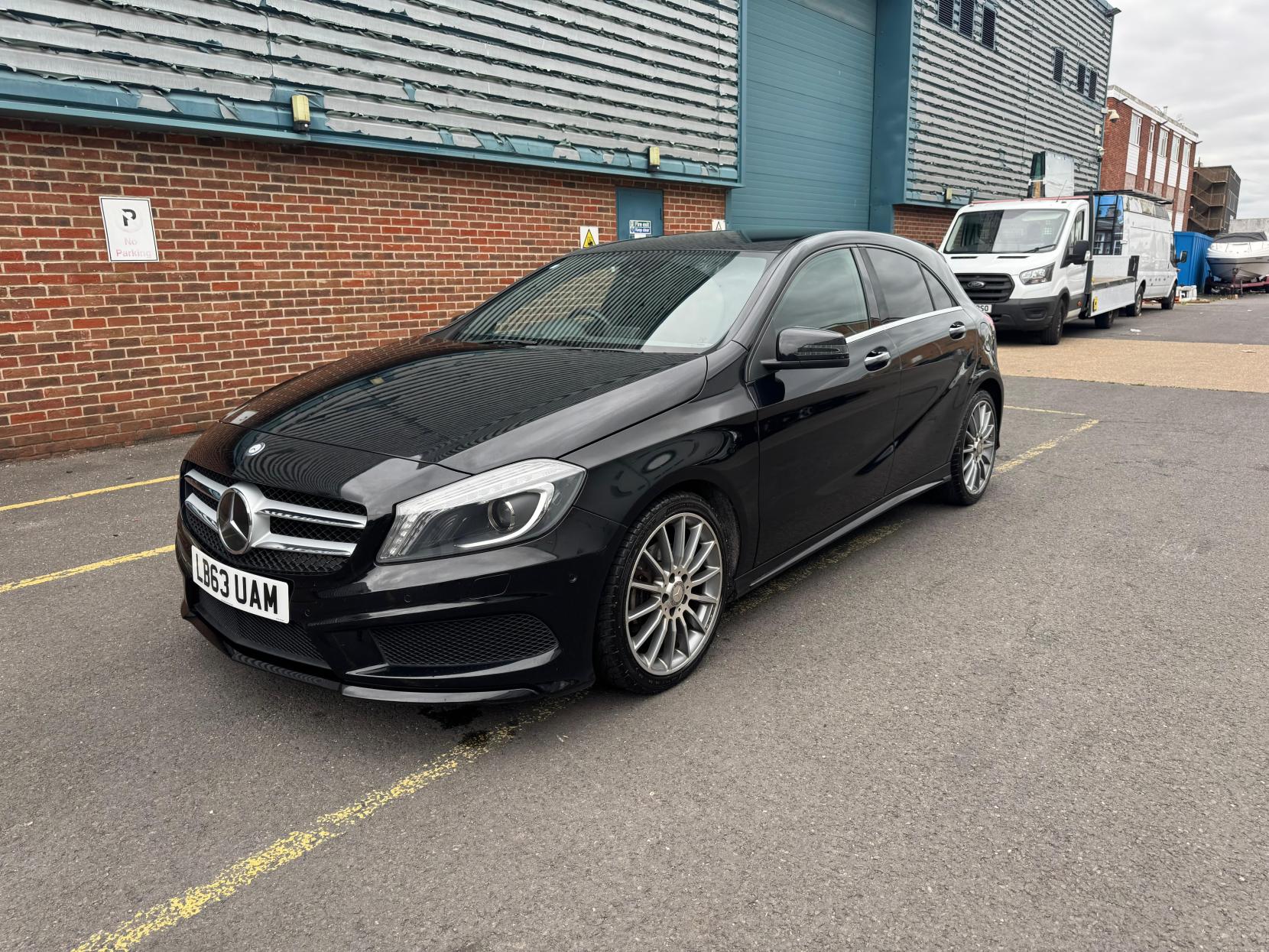 Mercedes-Benz A Class 1.6 A180 Sport Hatchback 5dr Petrol 7G-DCT Euro 6 (s/s) (122 ps)