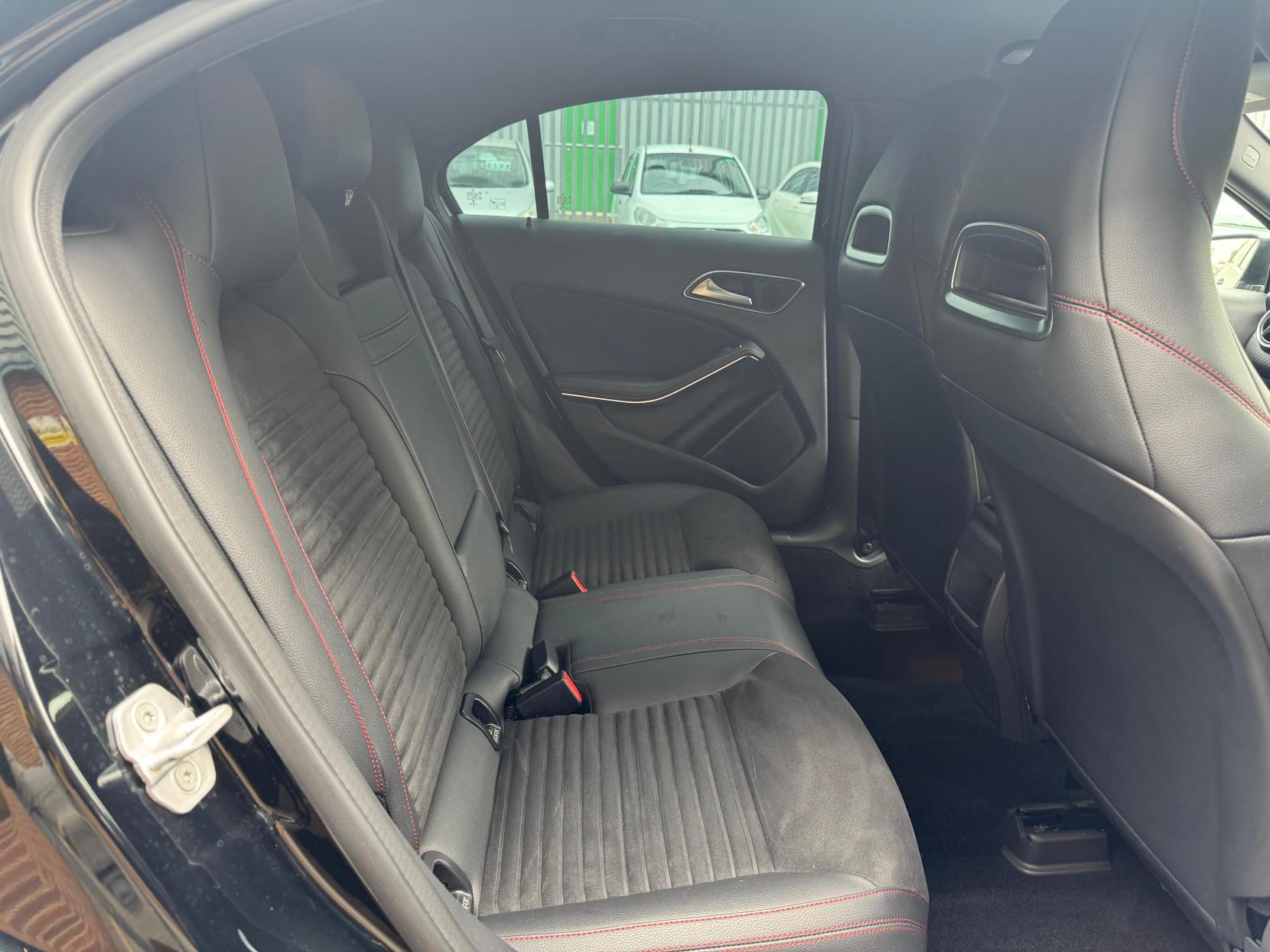 Mercedes-Benz A Class 1.6 A180 Sport Hatchback 5dr Petrol 7G-DCT Euro 6 (s/s) (122 ps)