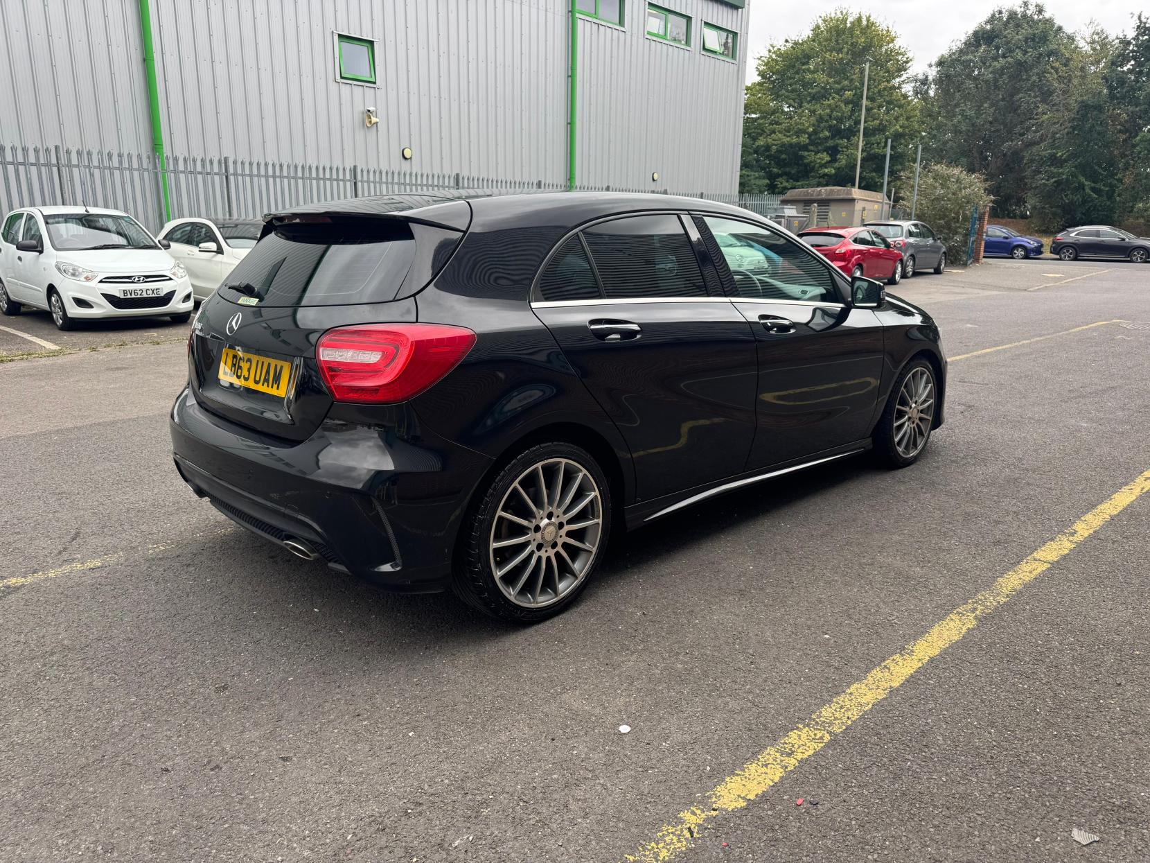 Mercedes-Benz A Class 1.6 A180 Sport Hatchback 5dr Petrol 7G-DCT Euro 6 (s/s) (122 ps)