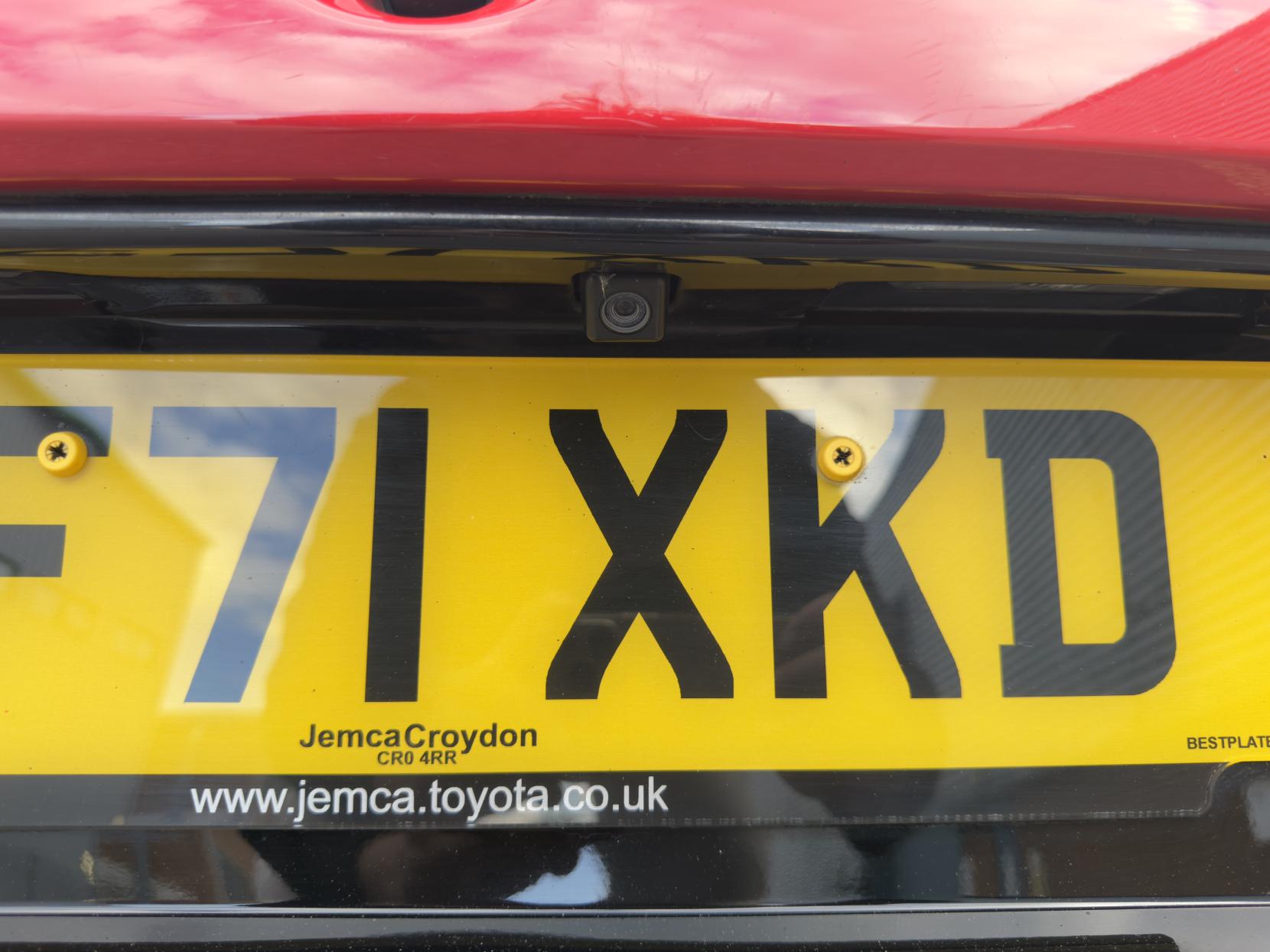 Toyota AYGO 1.0 VVT-i x-play Hatchback 5dr Petrol Manual Euro 6 (s/s) (71 ps)