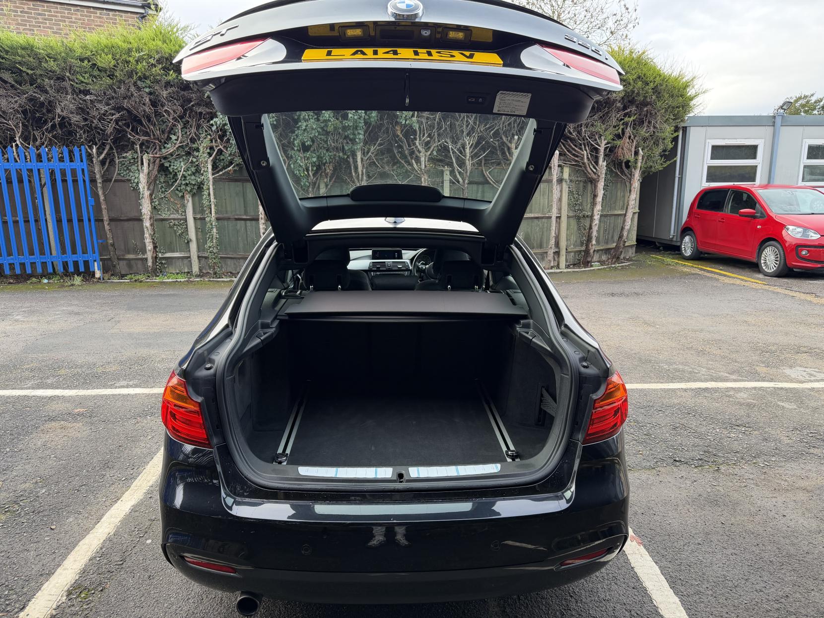 BMW 3 Series Gran Turismo 2.0 320i Sport GT 5dr Petrol Auto xDrive Euro 6 (s/s) (184 ps)