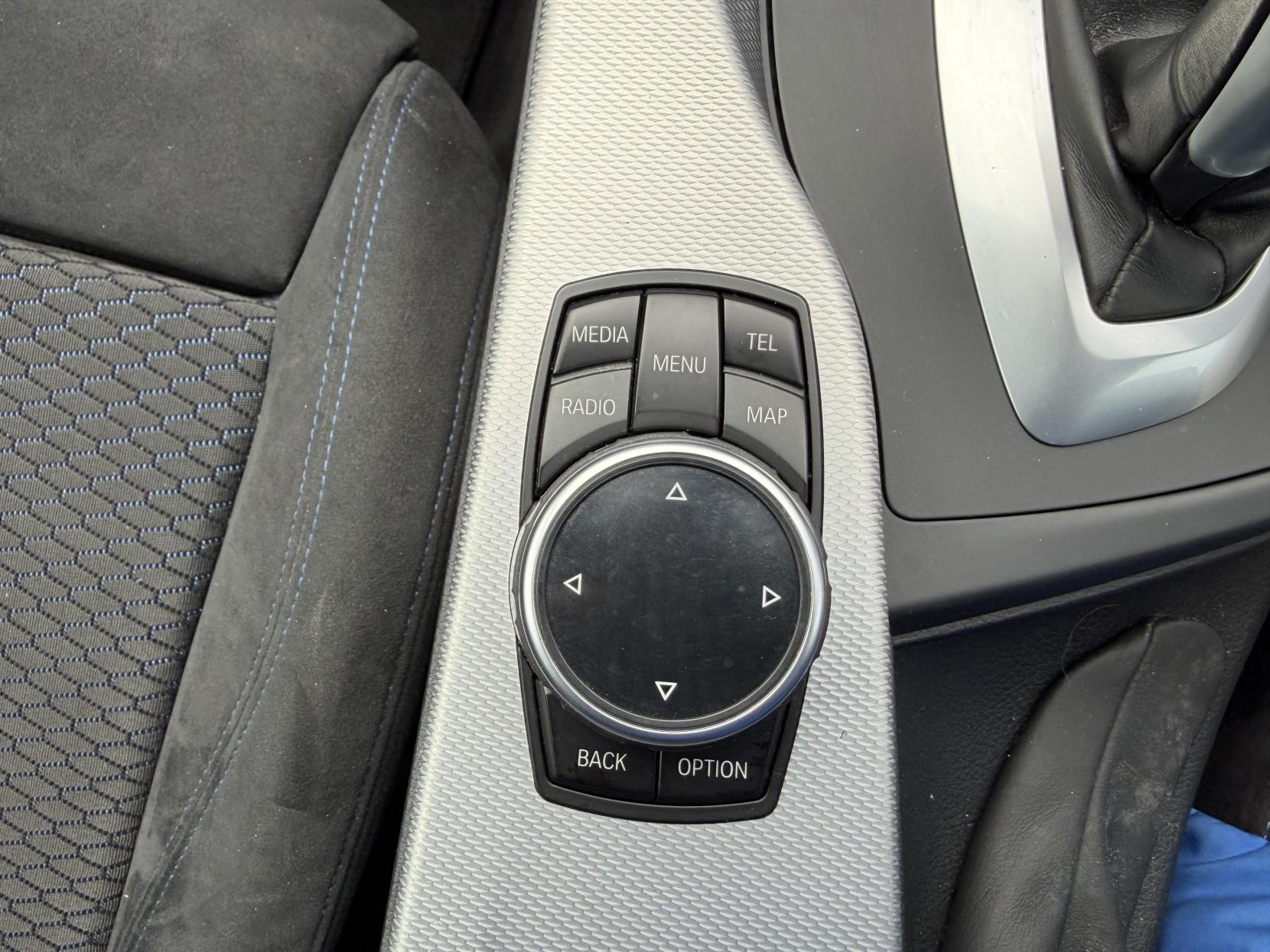 BMW 3 Series Gran Turismo 2.0 320i Sport GT 5dr Petrol Auto xDrive Euro 6 (s/s) (184 ps)