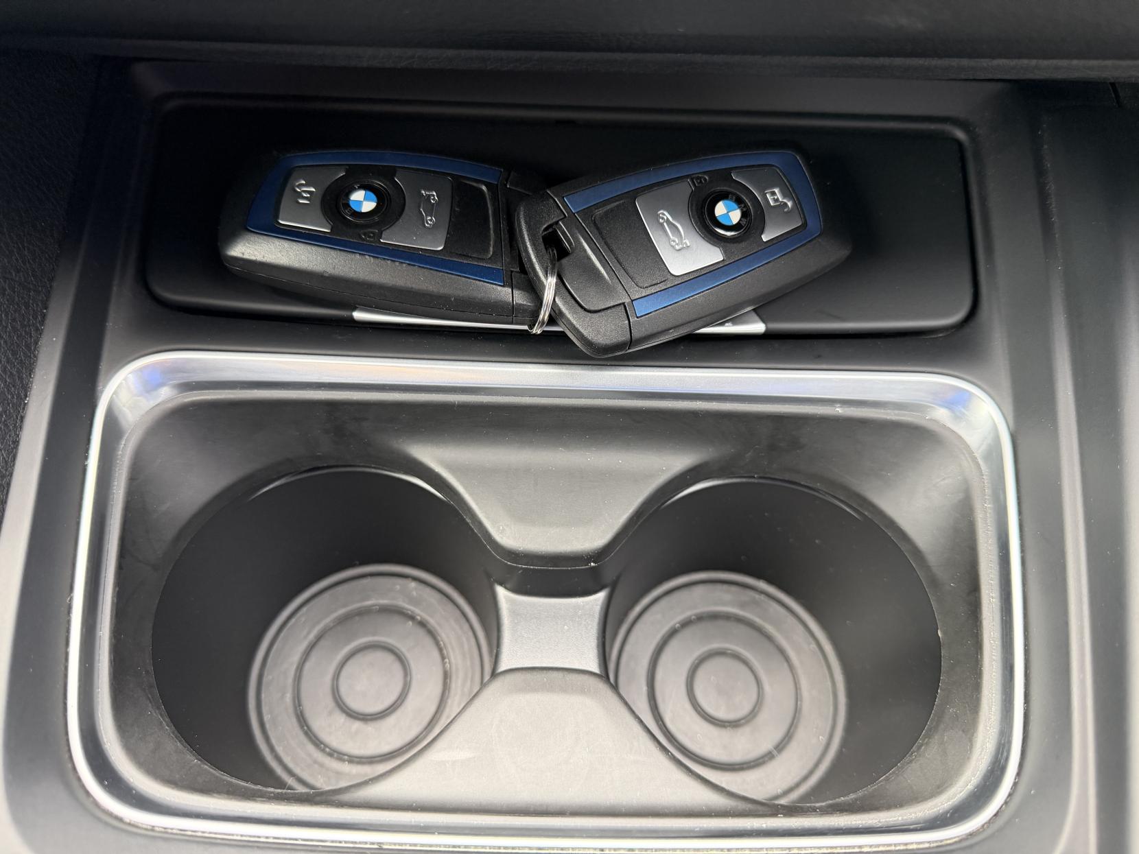 BMW 3 Series Gran Turismo 2.0 320i Sport GT 5dr Petrol Auto xDrive Euro 6 (s/s) (184 ps)