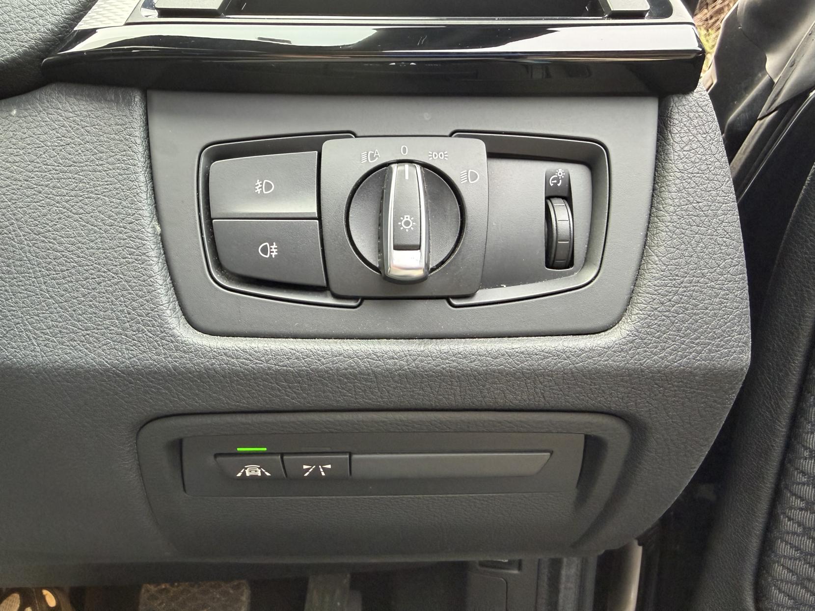 BMW 3 Series Gran Turismo 2.0 320i Sport GT 5dr Petrol Auto xDrive Euro 6 (s/s) (184 ps)