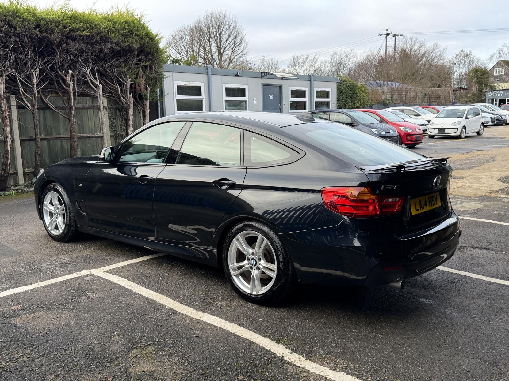 BMW 3 Series Gran Turismo 2.0 320i Sport GT 5dr Petrol Auto xDrive Euro 6 (s/s) (184 ps)