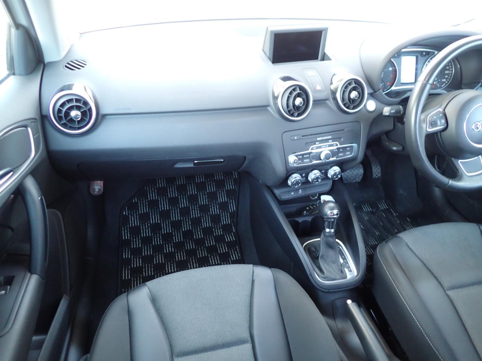 Audi A1 1.4 TFSI Sport Sportback 5dr Petrol S Tronic Euro 5 (s/s) (122 ps)