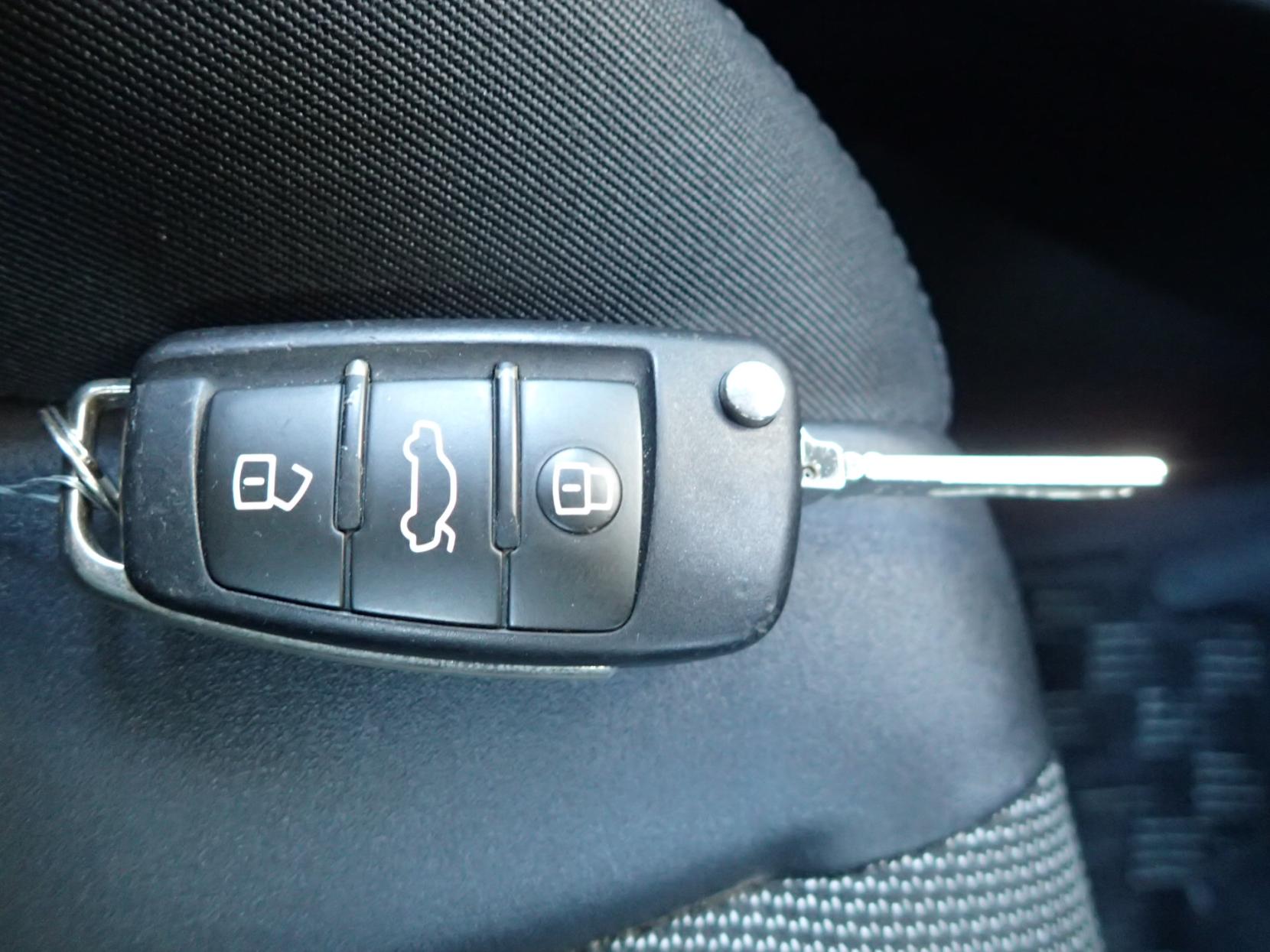Audi A1 1.4 TFSI Sport Sportback 5dr Petrol S Tronic Euro 5 (s/s) (122 ps)