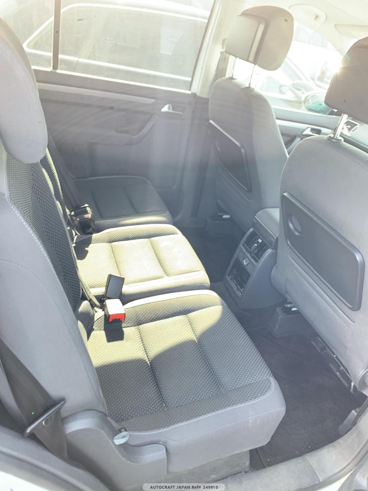 Volkswagen Touran 1.4 TSI SE MPV 5dr Petrol DSG Euro 5 (140 ps)