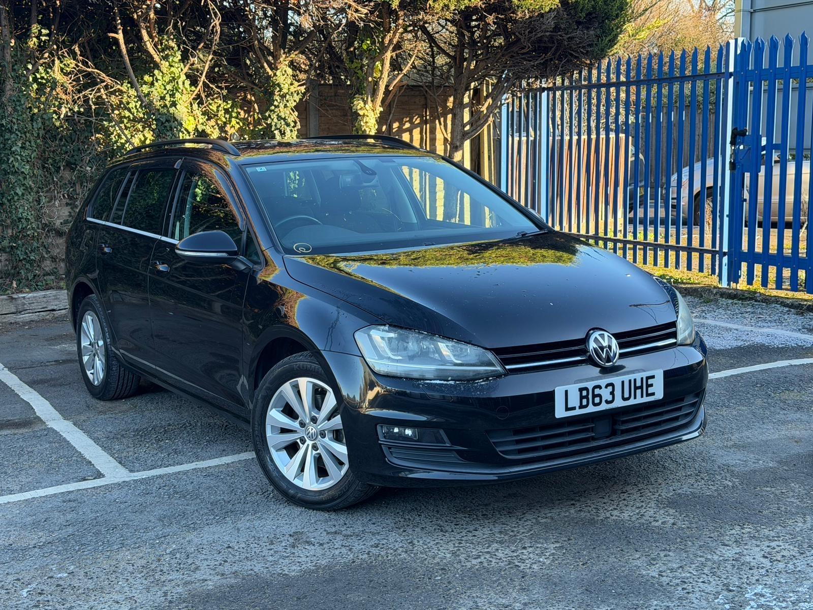 Volkswagen Golf 1.2 TSI BlueMotion Tech S Estate 5dr Petrol DSG Euro 5 (s/s) (105 ps)