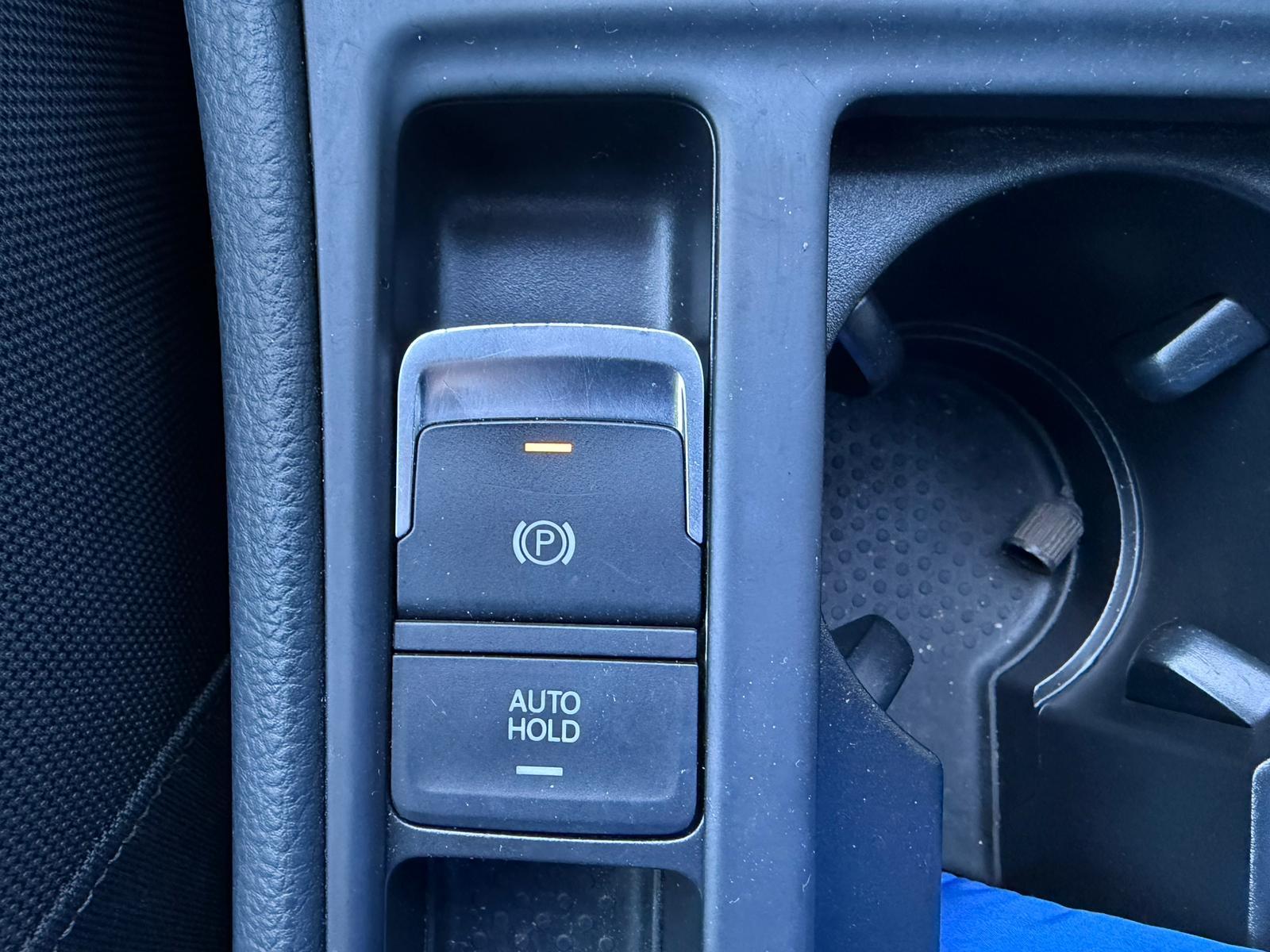 Volkswagen Golf 1.2 TSI BlueMotion Tech S Estate 5dr Petrol DSG Euro 5 (s/s) (105 ps)