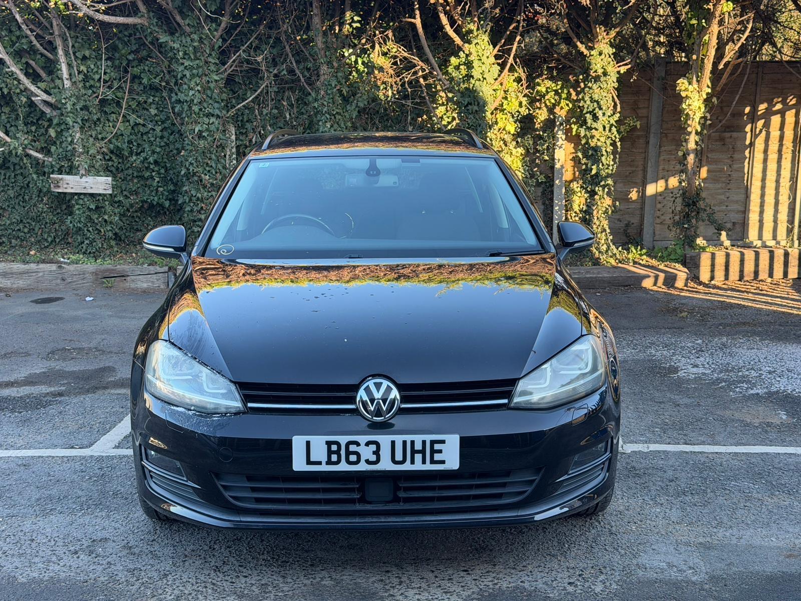 Volkswagen Golf 1.2 TSI BlueMotion Tech S Estate 5dr Petrol DSG Euro 5 (s/s) (105 ps)